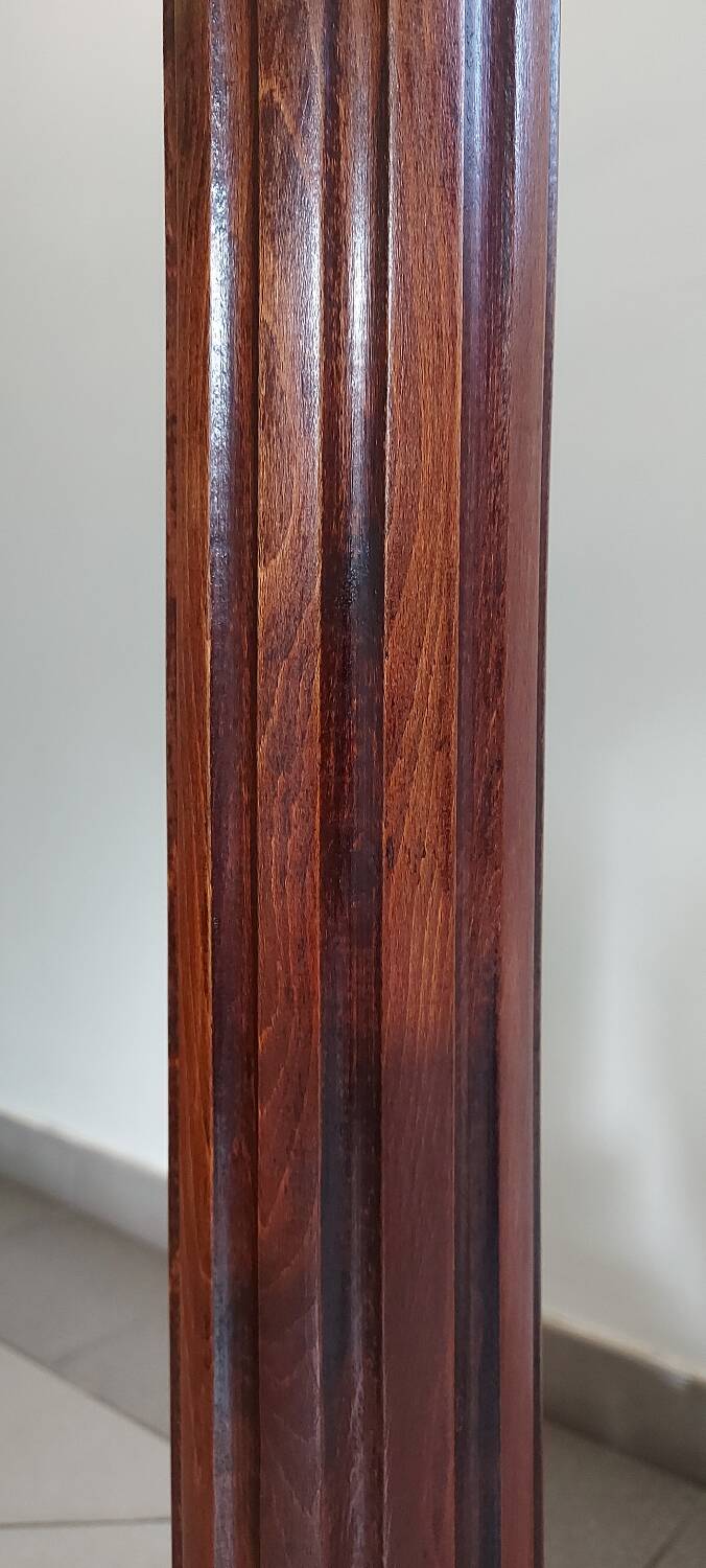 Fluted column in solid wood