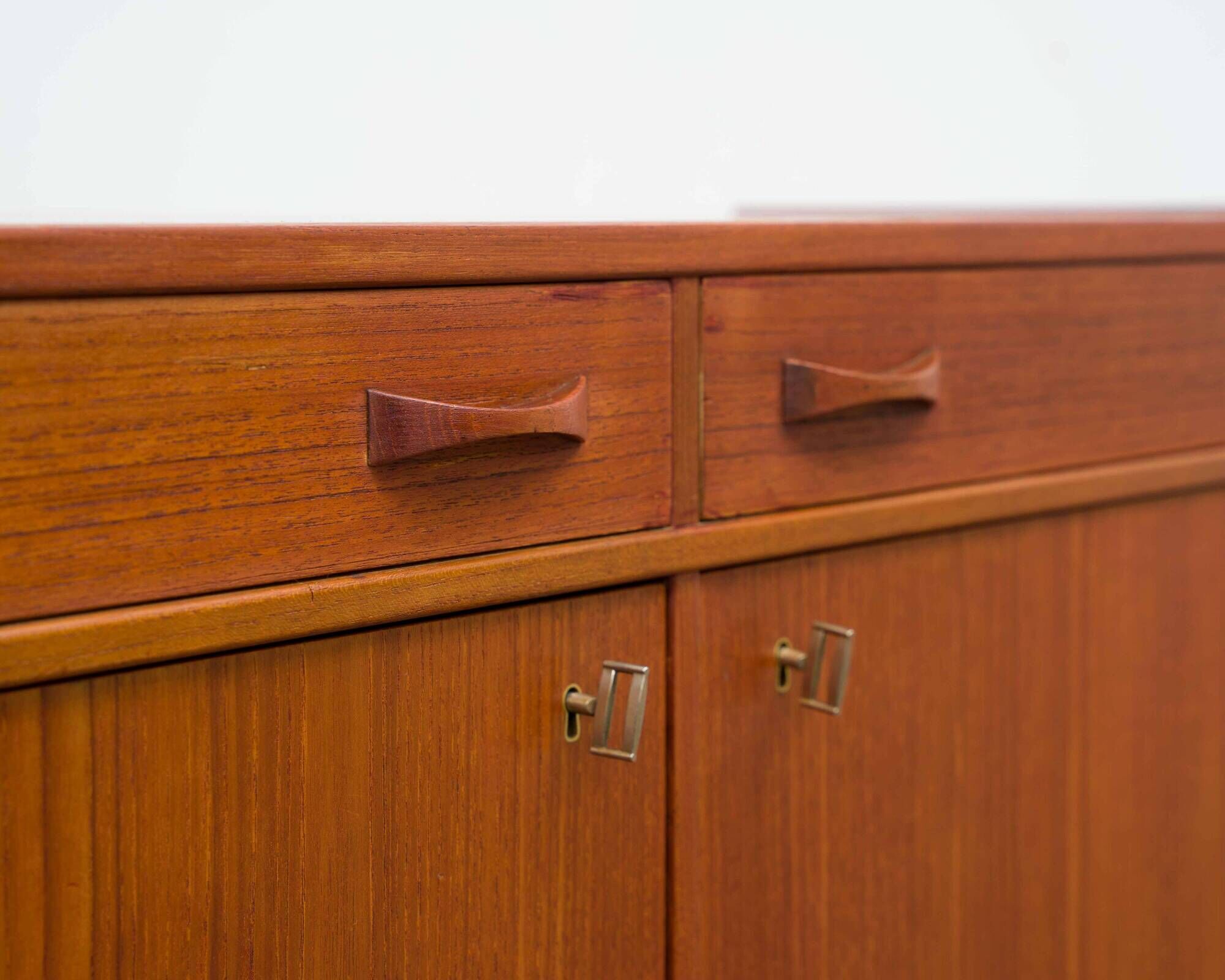 High teak sideboard from the 1960s. Manufacturer: Ulferts, Tibro Sweden, rest