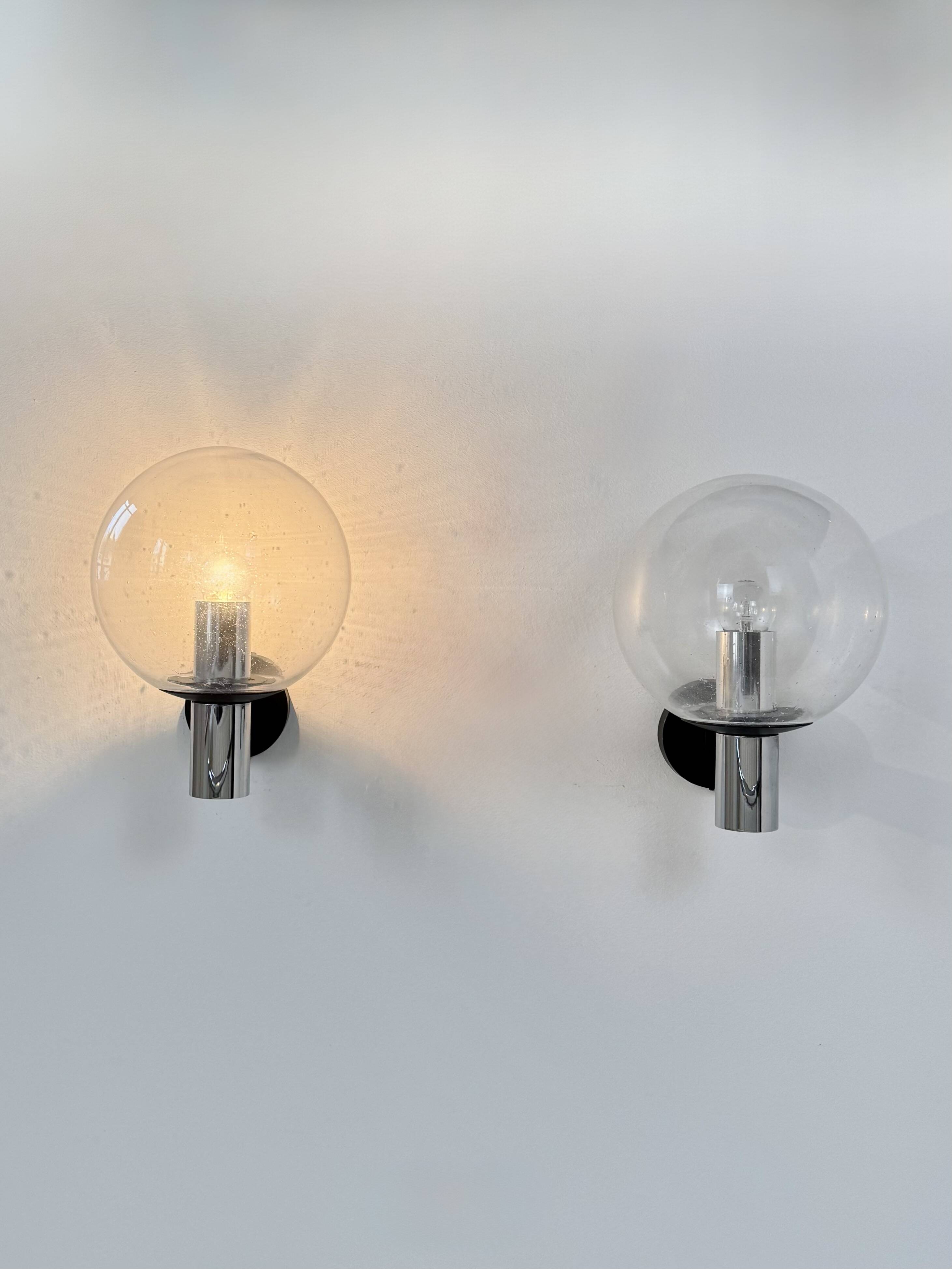 Pair of vintage XL wall lights, chrome metal and bubble glass, France, 1970.