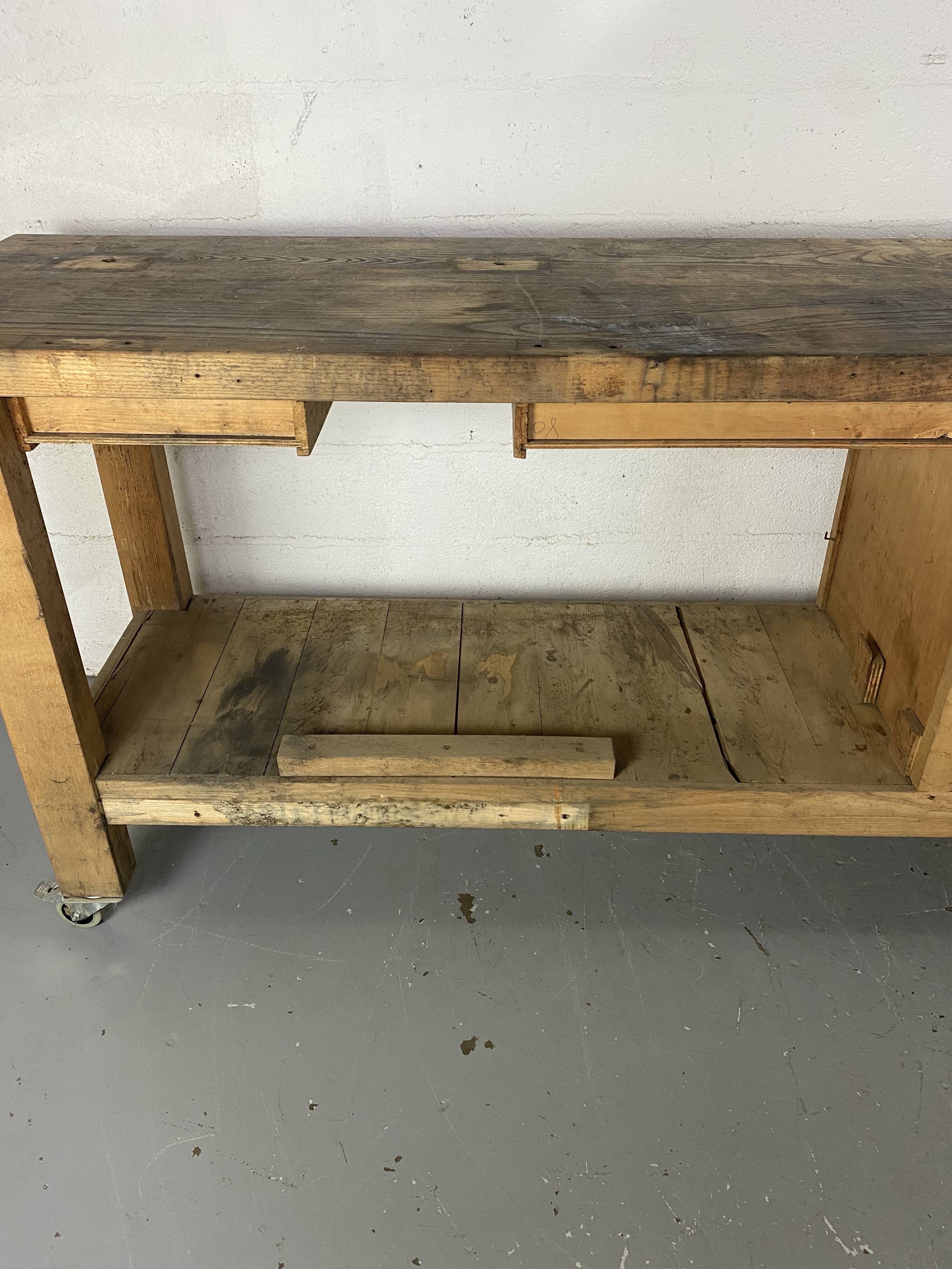 Workbench on wheels - 225 cm