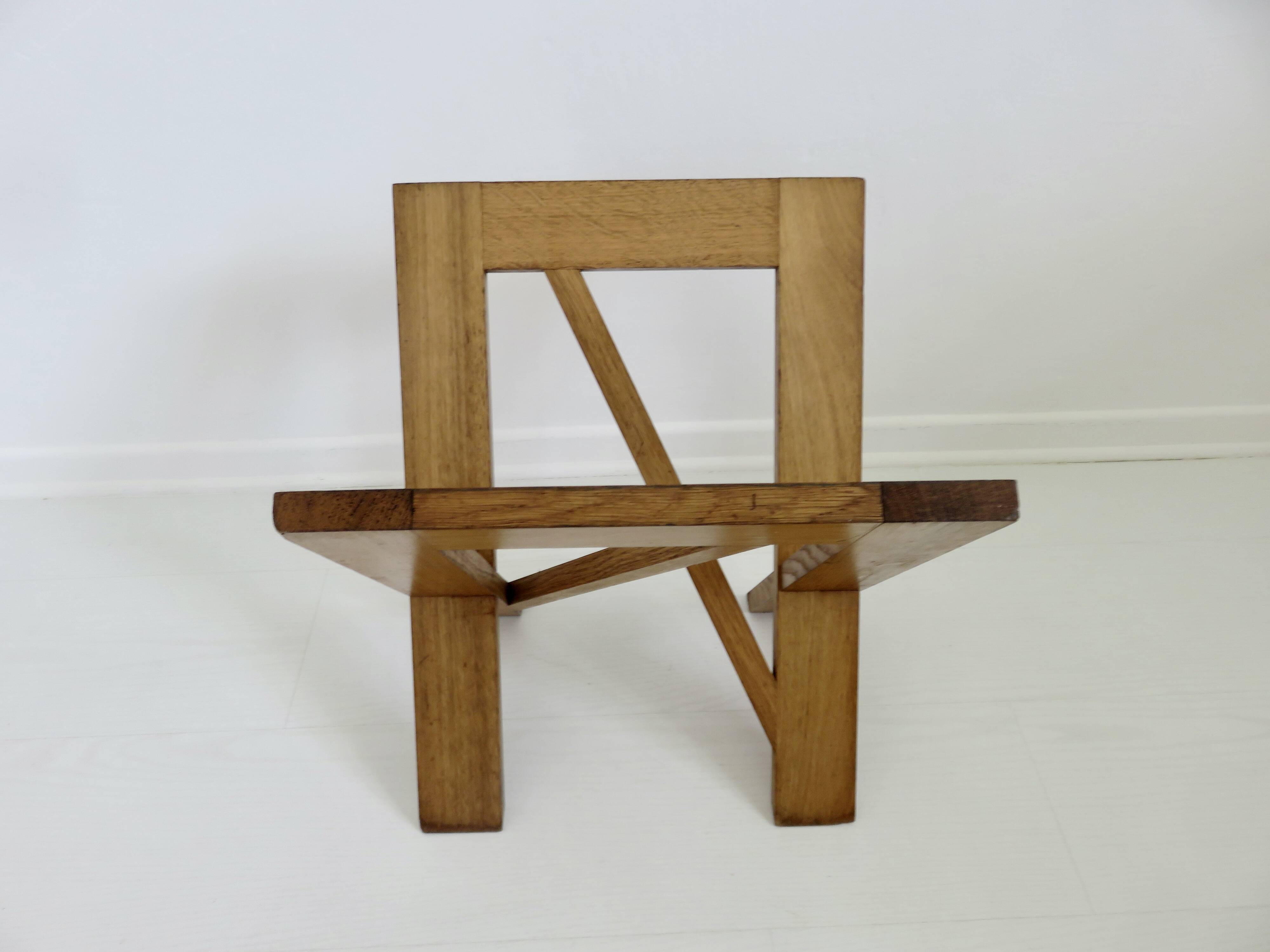 Scandinavian magazine rack in solid wood 1970