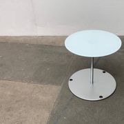 Table d'appoint de la série Drift allemande postmoderne par Walter Knoll, années 1990