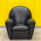 Poltrona Frau “Vanity Fair” XC Armchair in Genuine Black Leather.