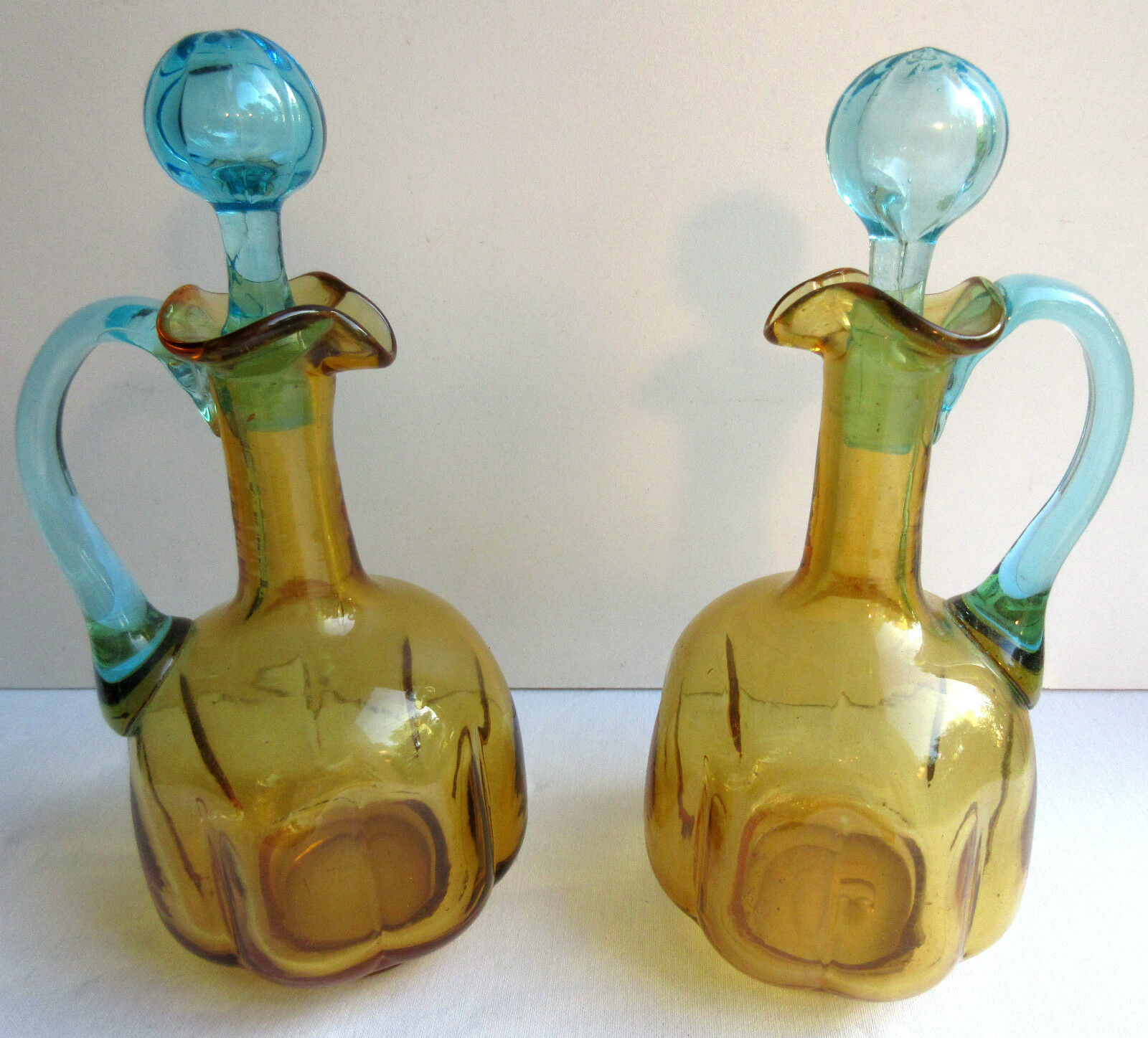 Cabaret Cave liqueur George SAND: 2 carafes 10 Legras glasses - brass basket