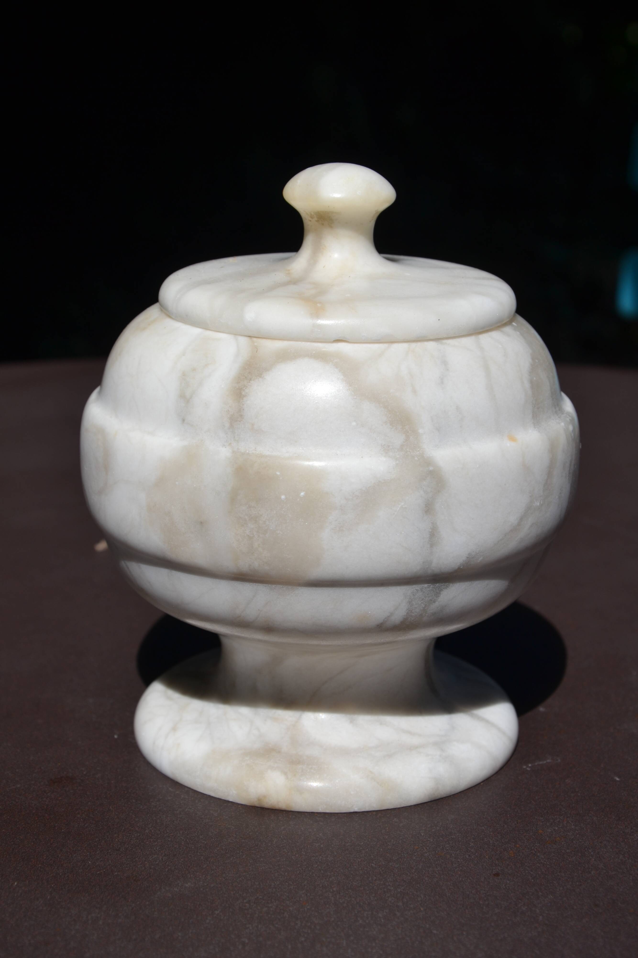 Marble bonbonnière