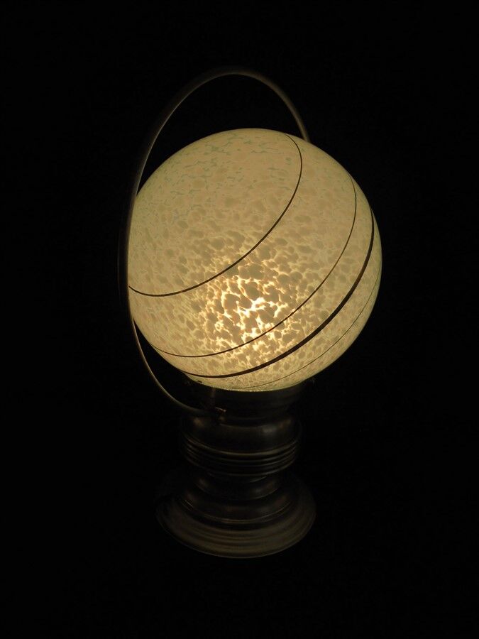 Lampe verre de clichy