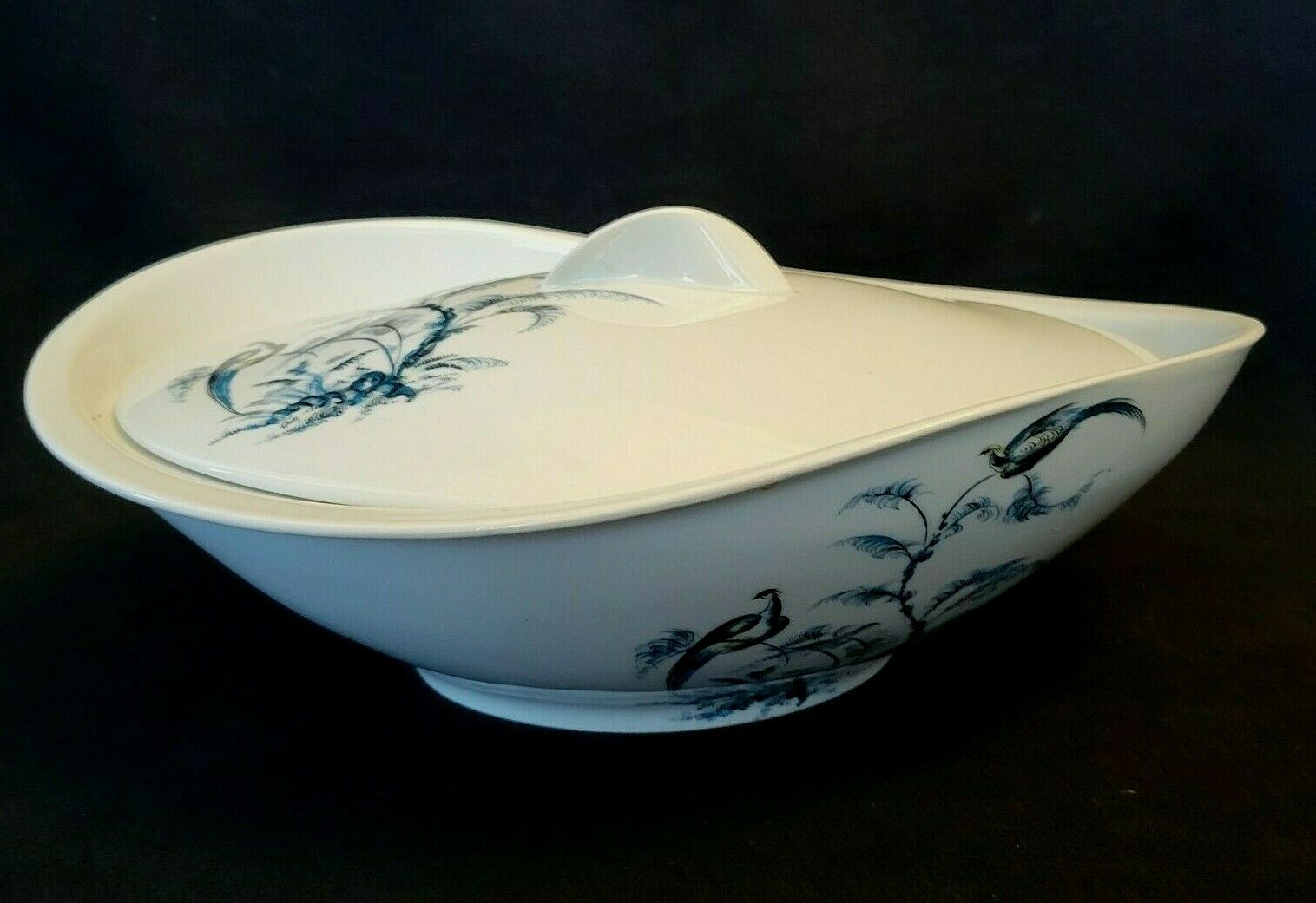 Vegetable soup kitchen Alfred Lanternier & Co Limoges blue peacock décor