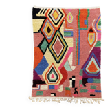 Berber Boujad rug in wool – A graphic and colourful piece