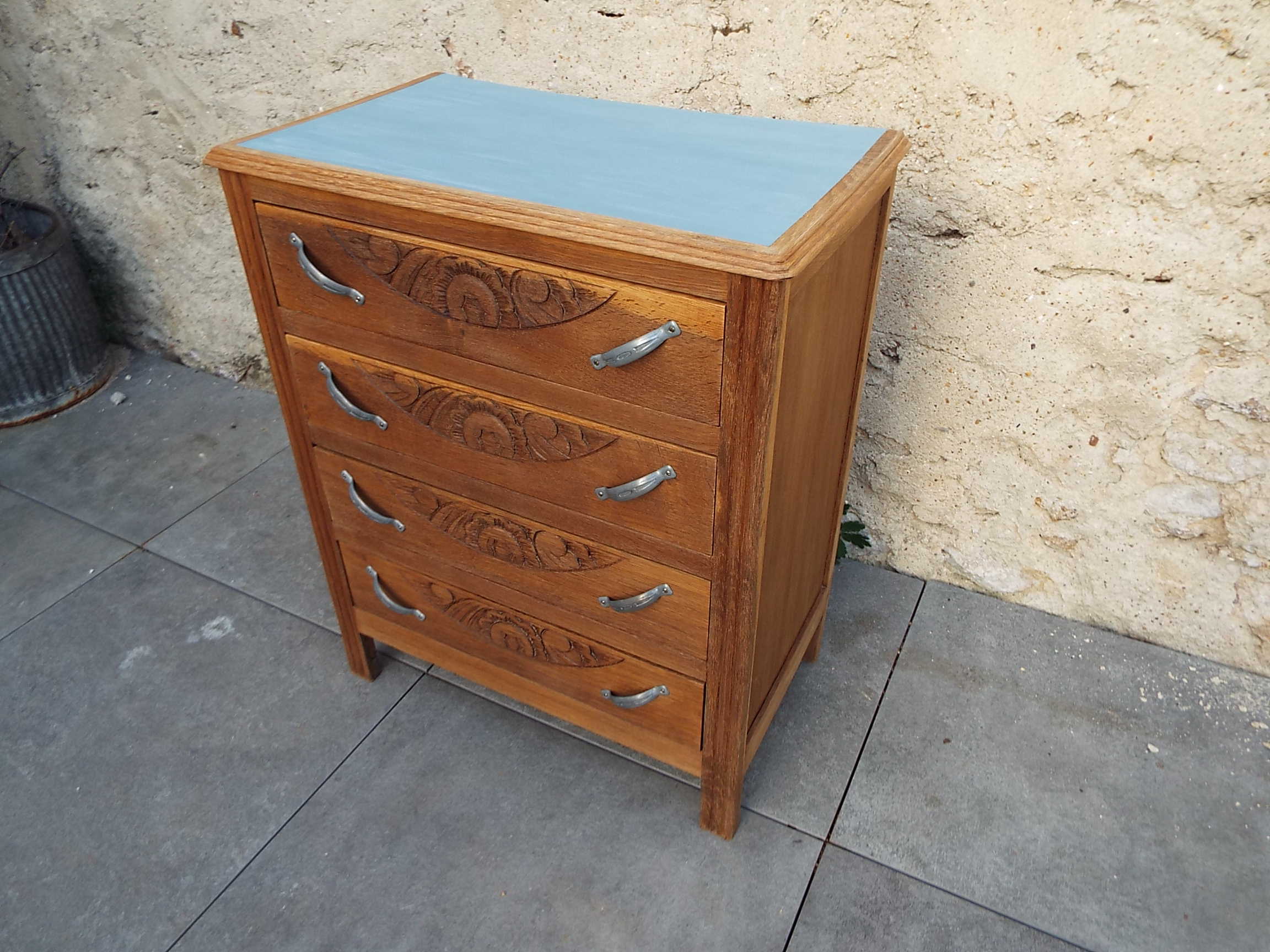 Art Deco chest of drawers
