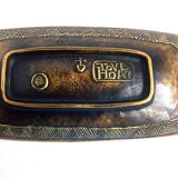 Breton vacuum in bronze