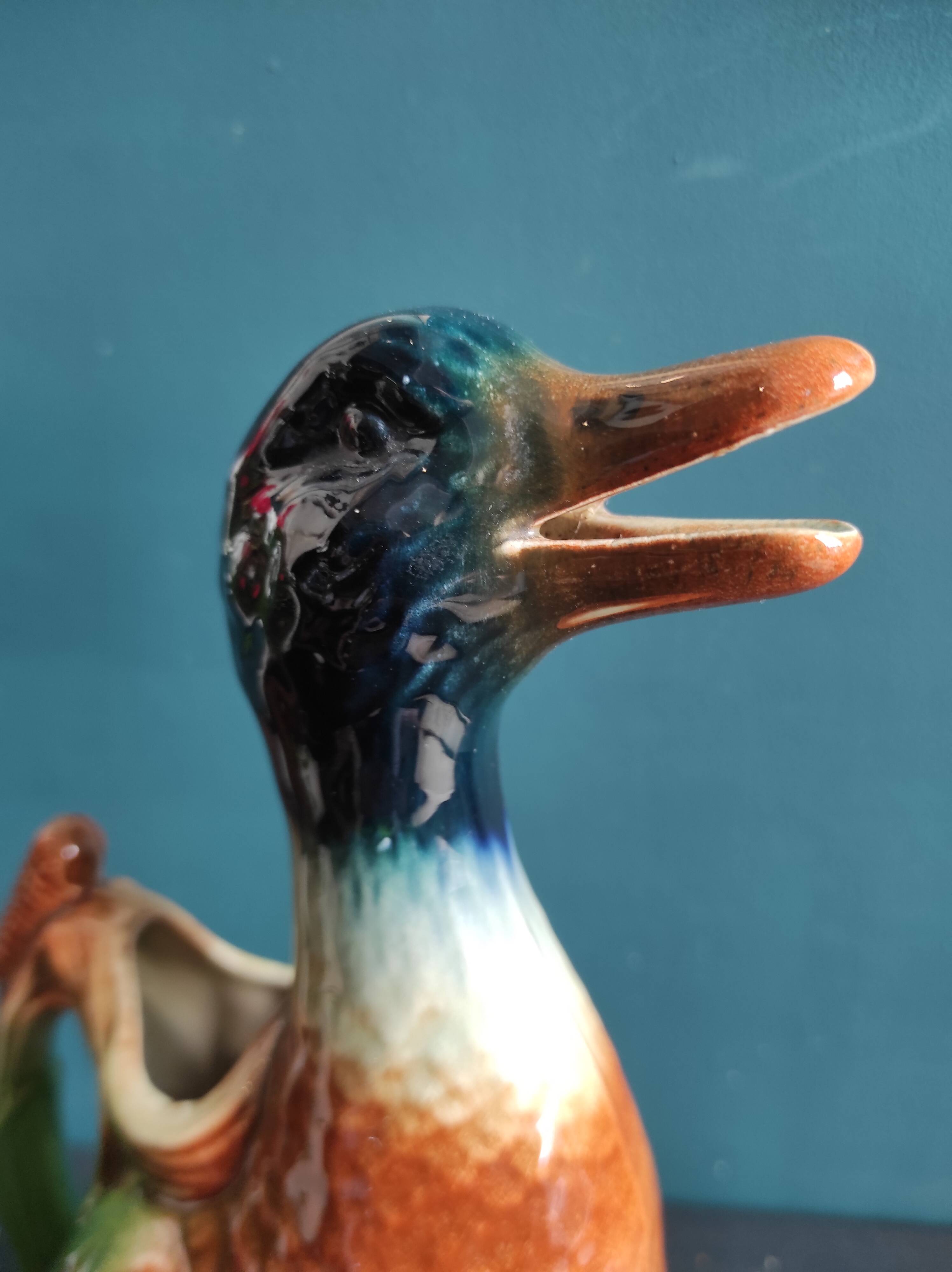 Pichet vintage français en forme de canard, Saint Clément, barbotine
