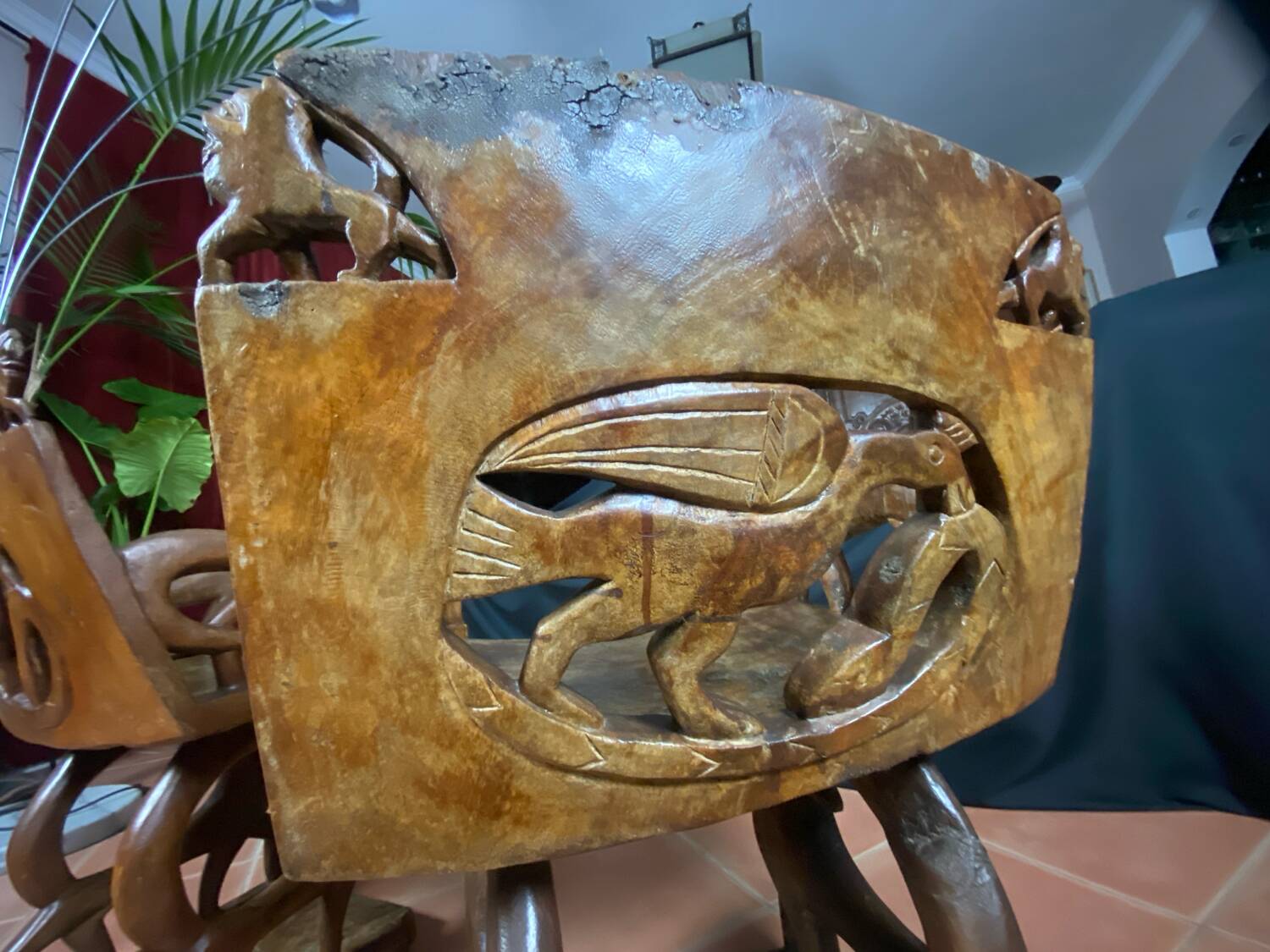 African tribal ensemble of 4 pieces of furniture for dignitaries of the Kingdom of Dahomey, Benin.