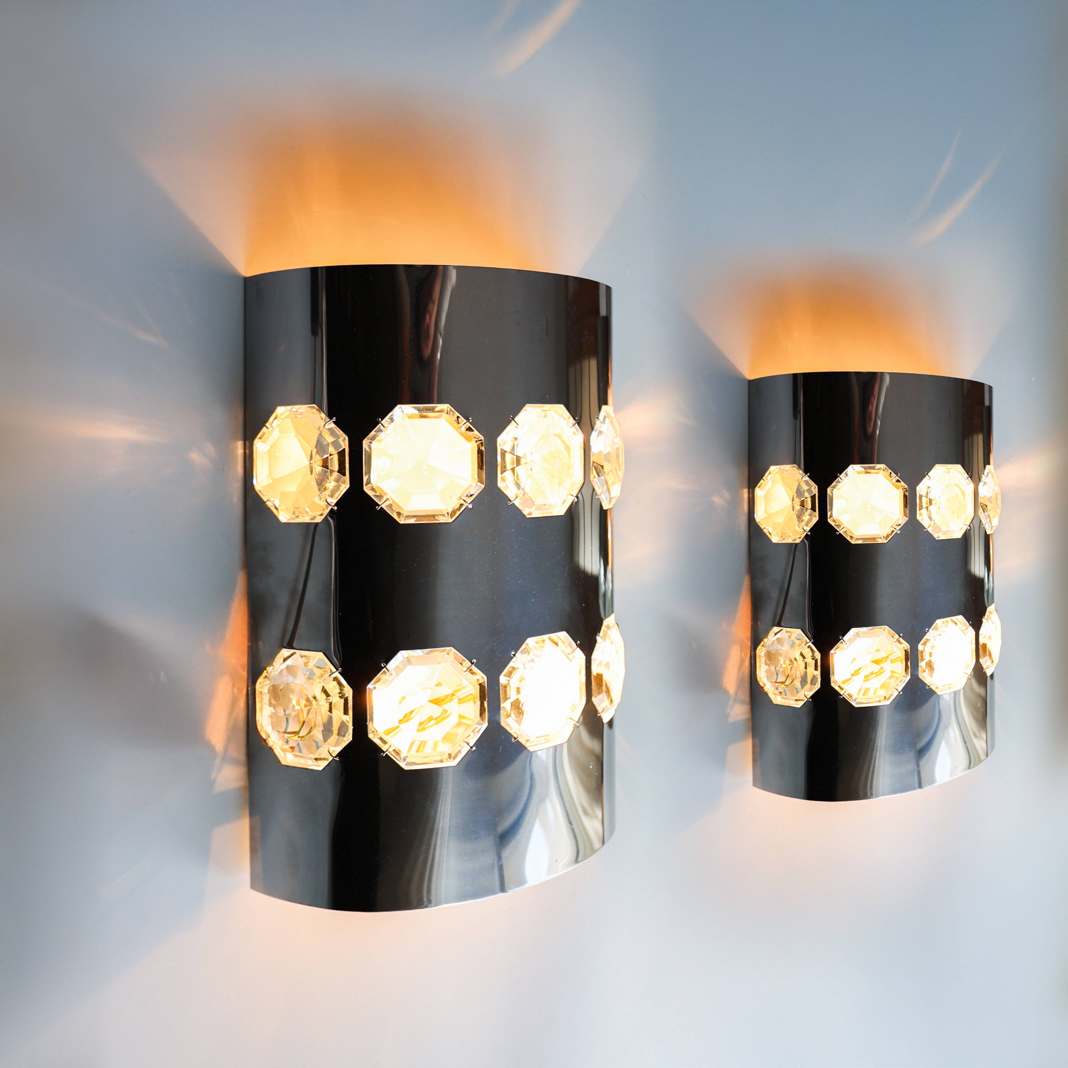 Set of 2 chromed / glass sconces by Oscar Torlasco, 1970s, Italy.