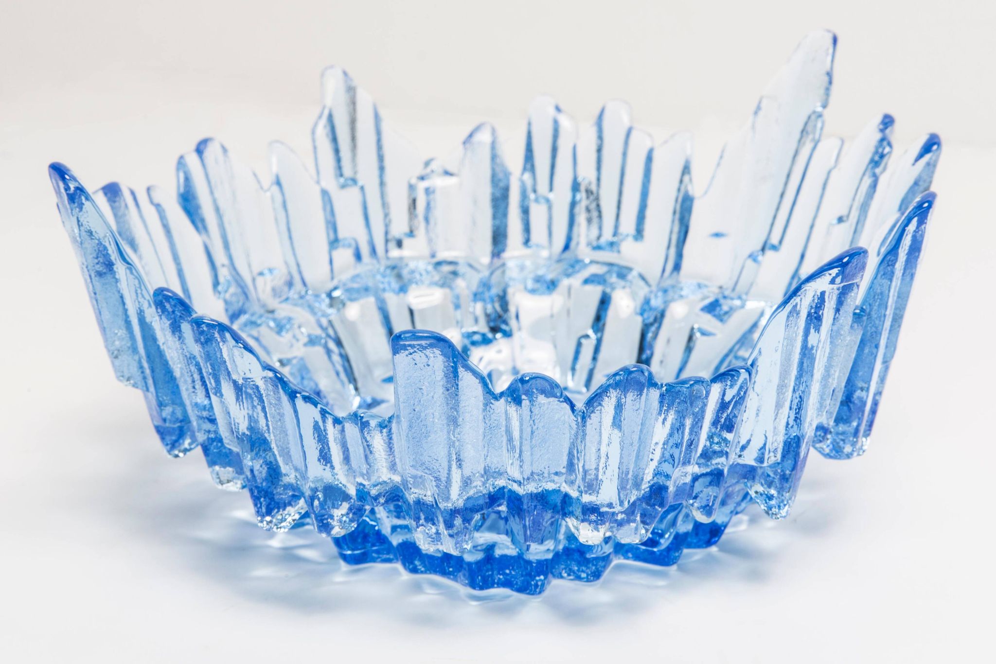 Vintage decorative plate in light blue glass, Italy, 1960s.