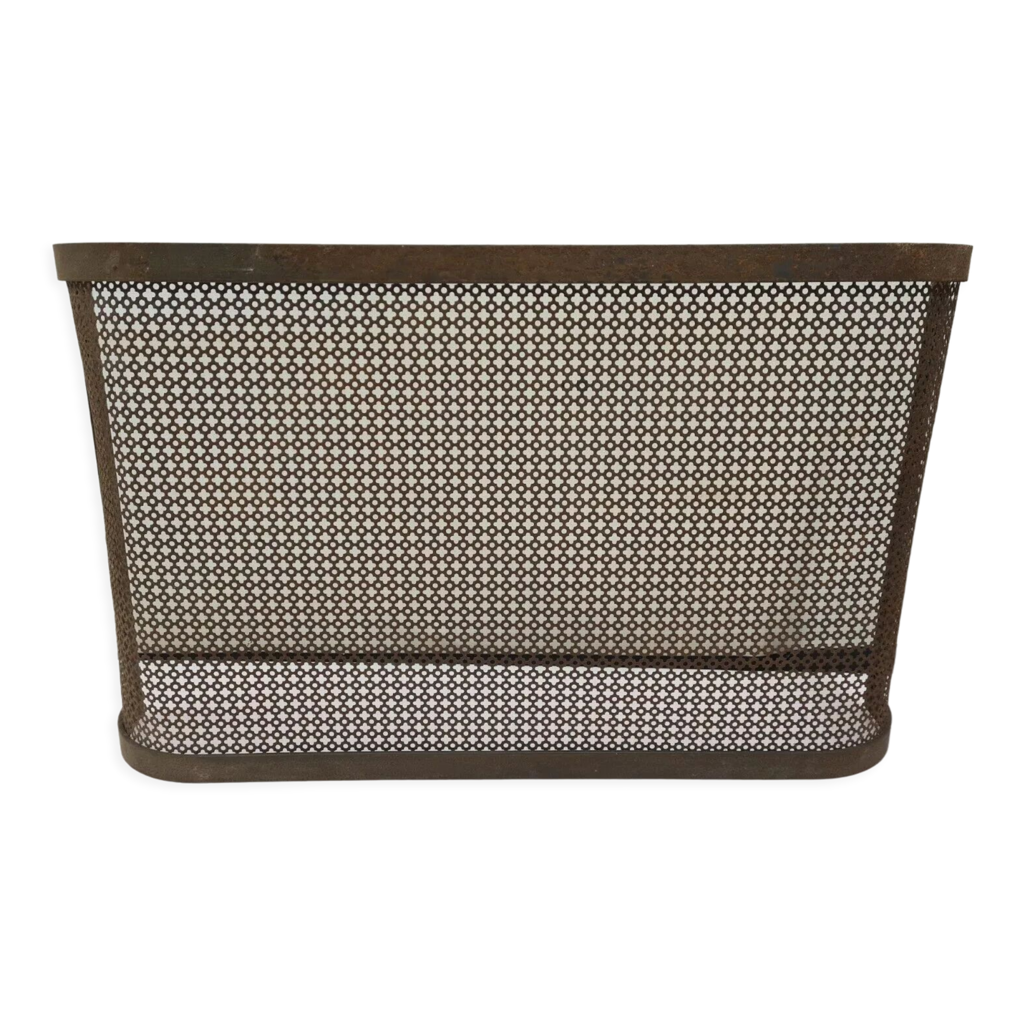Iron chimney screen