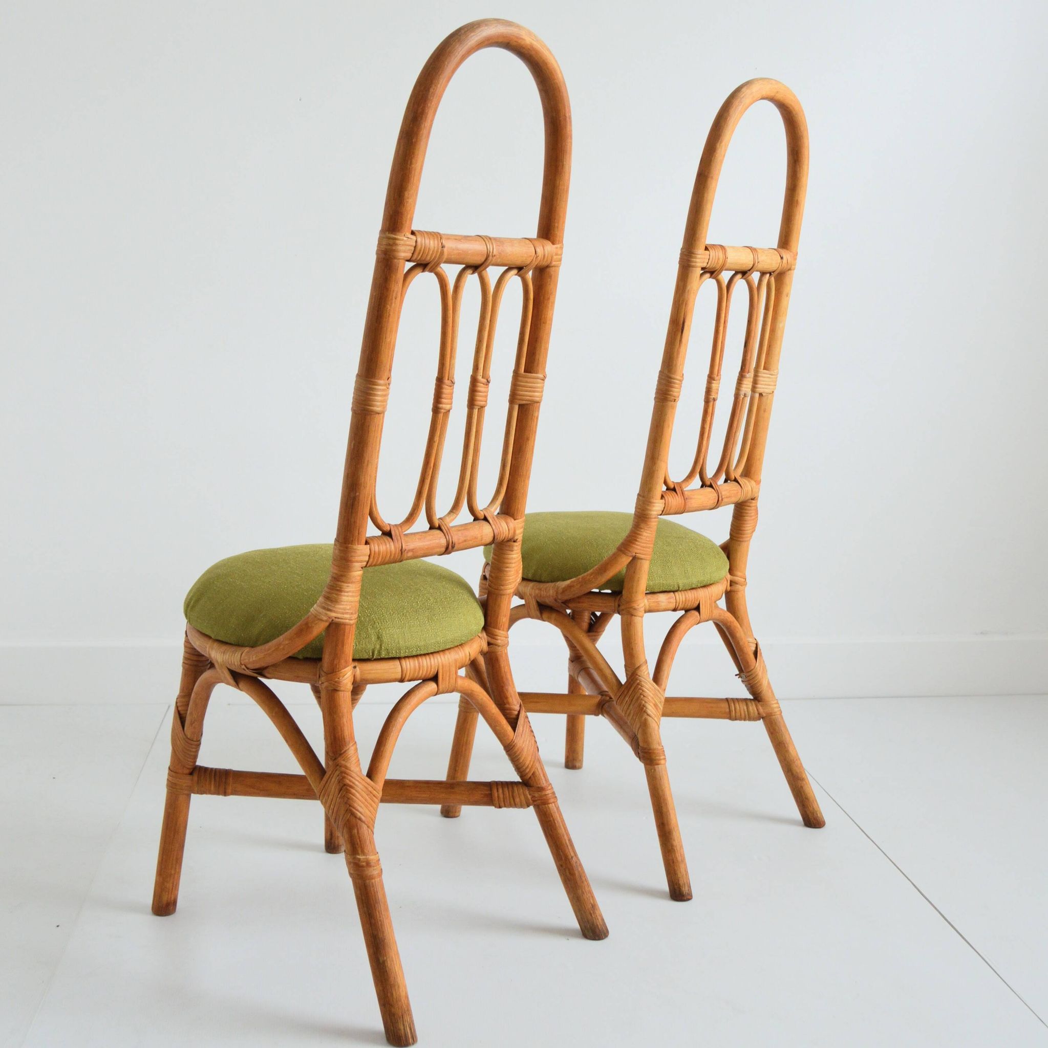 Pair of Italian high chairs in bamboo and rattan from the 1960s.