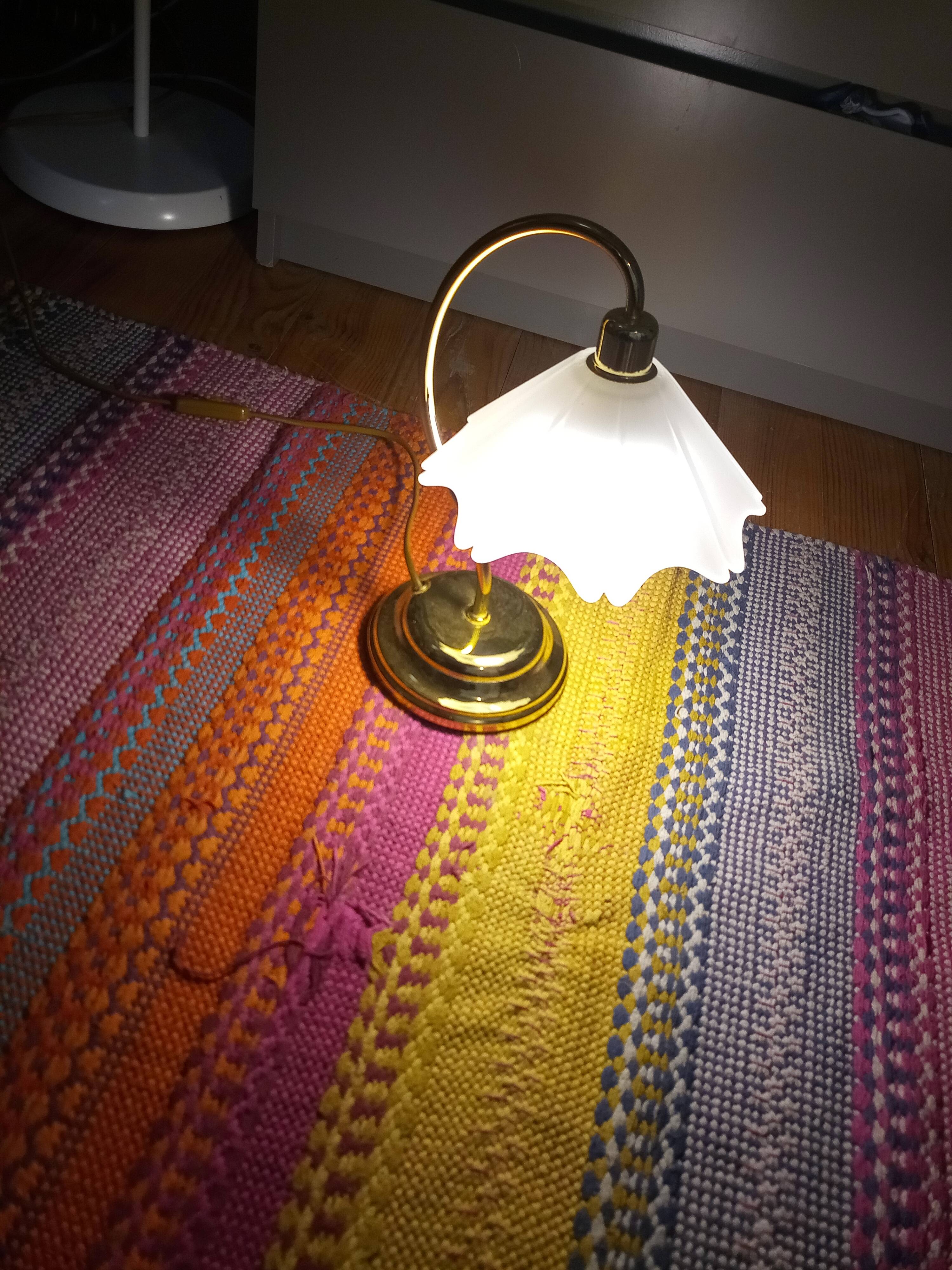 Pretty vintage lamp
