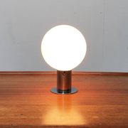 Lampe de table en chrome et verre de l'ère spatiale du milieu du siècle