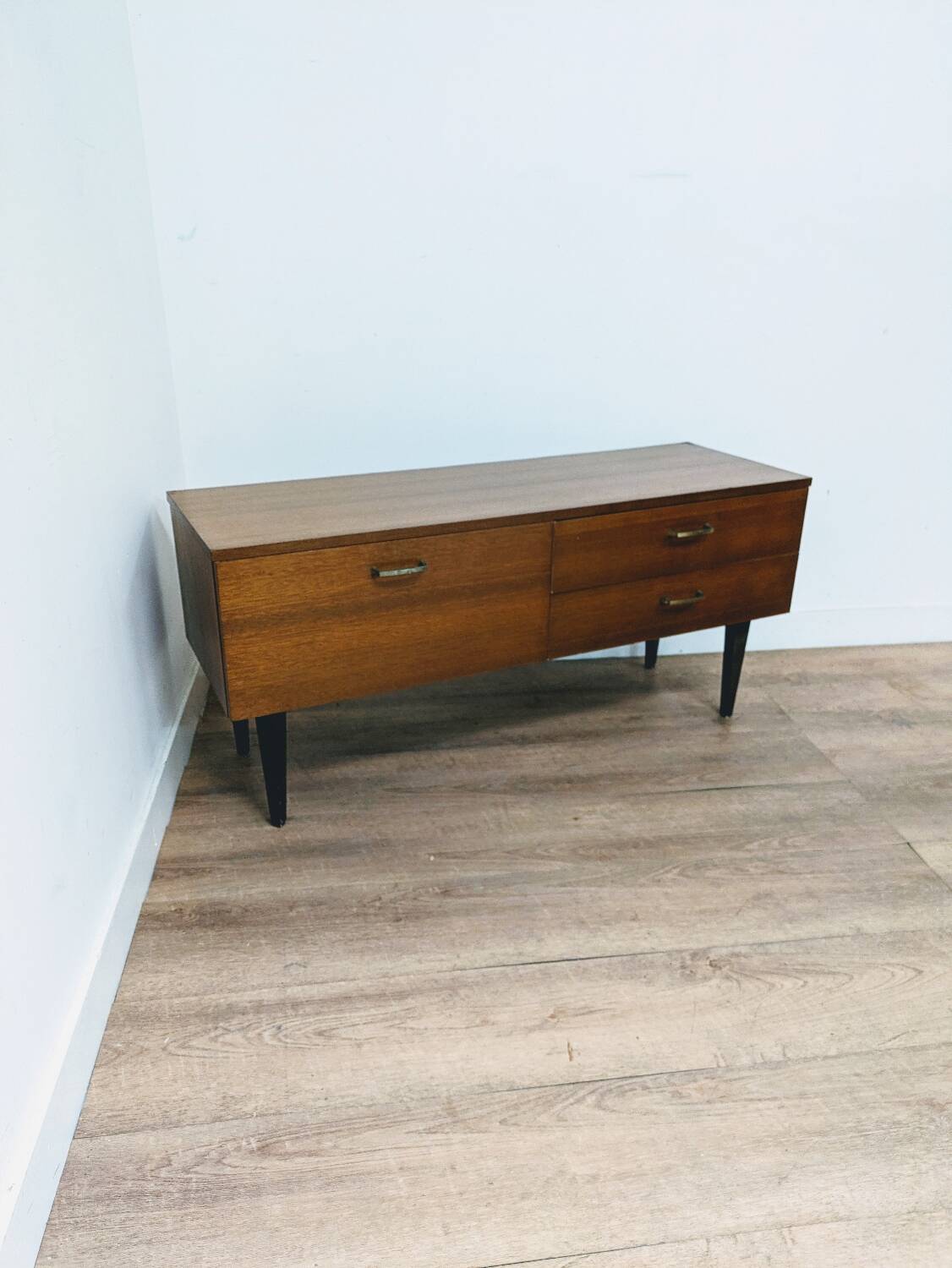 Vintage wooden sideboard / hi-fi TV storage unit