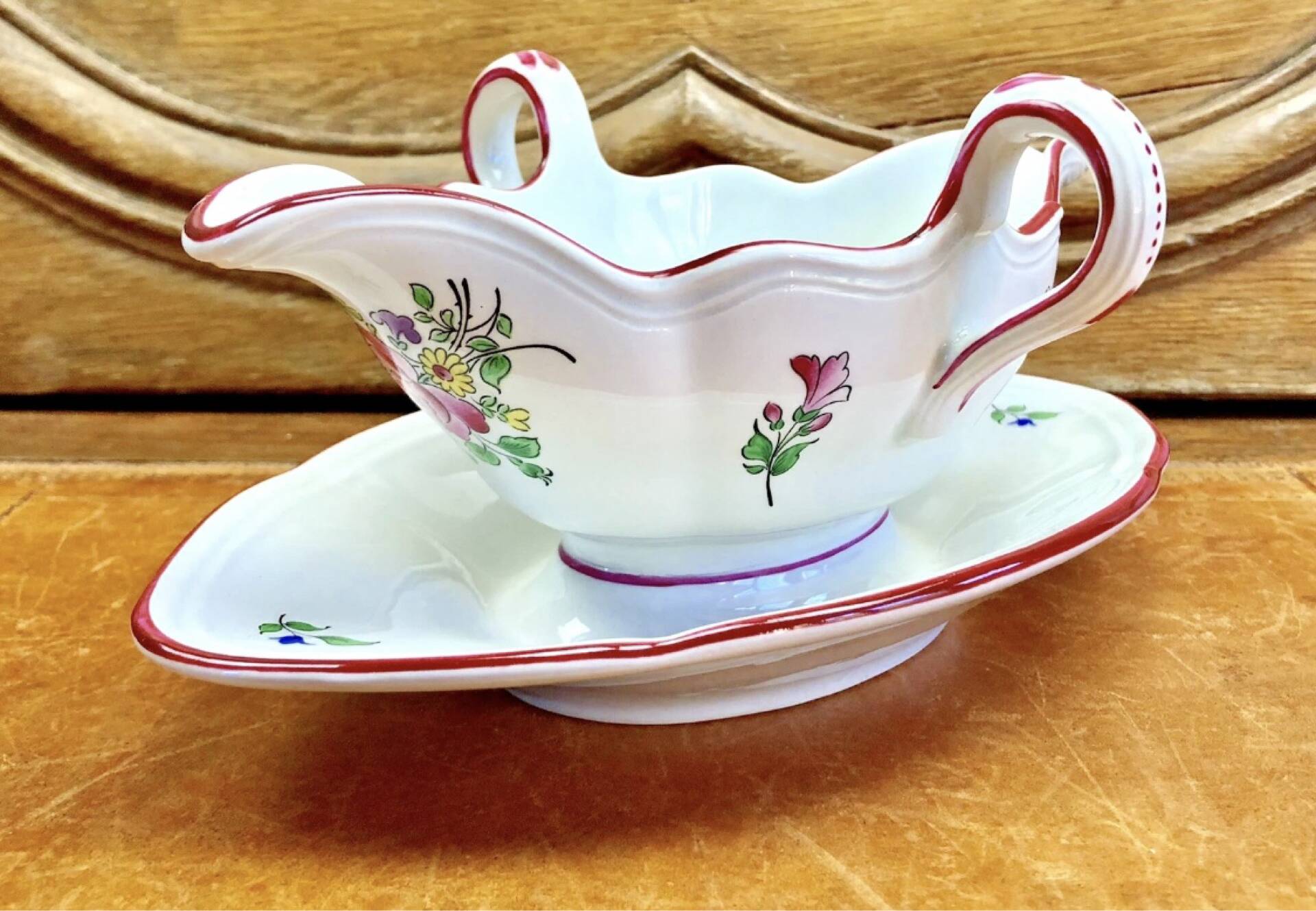 Old sauceboat earthenware Lunéville model lantern pink tulip