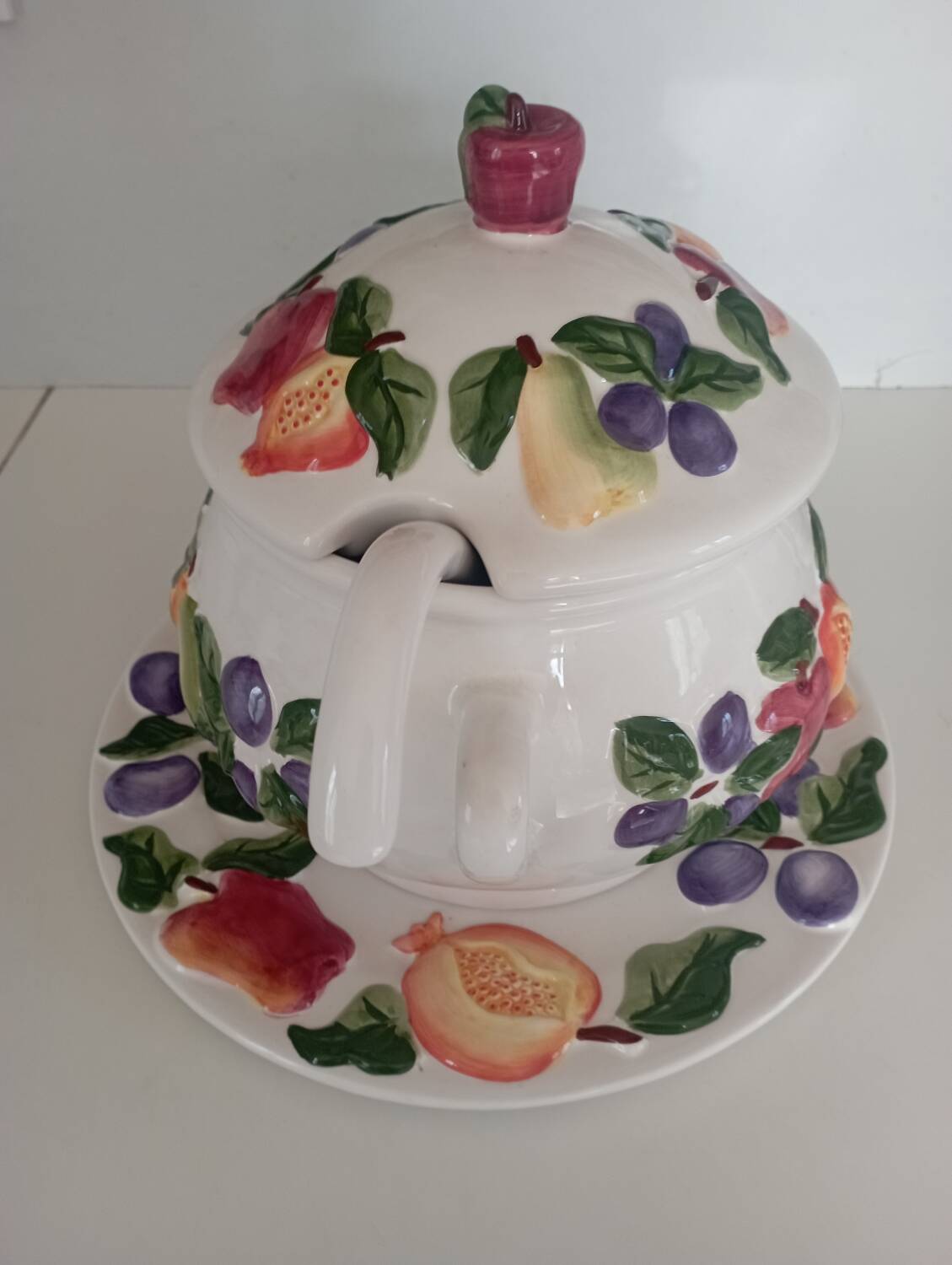 Slush tureen or fruit salad service