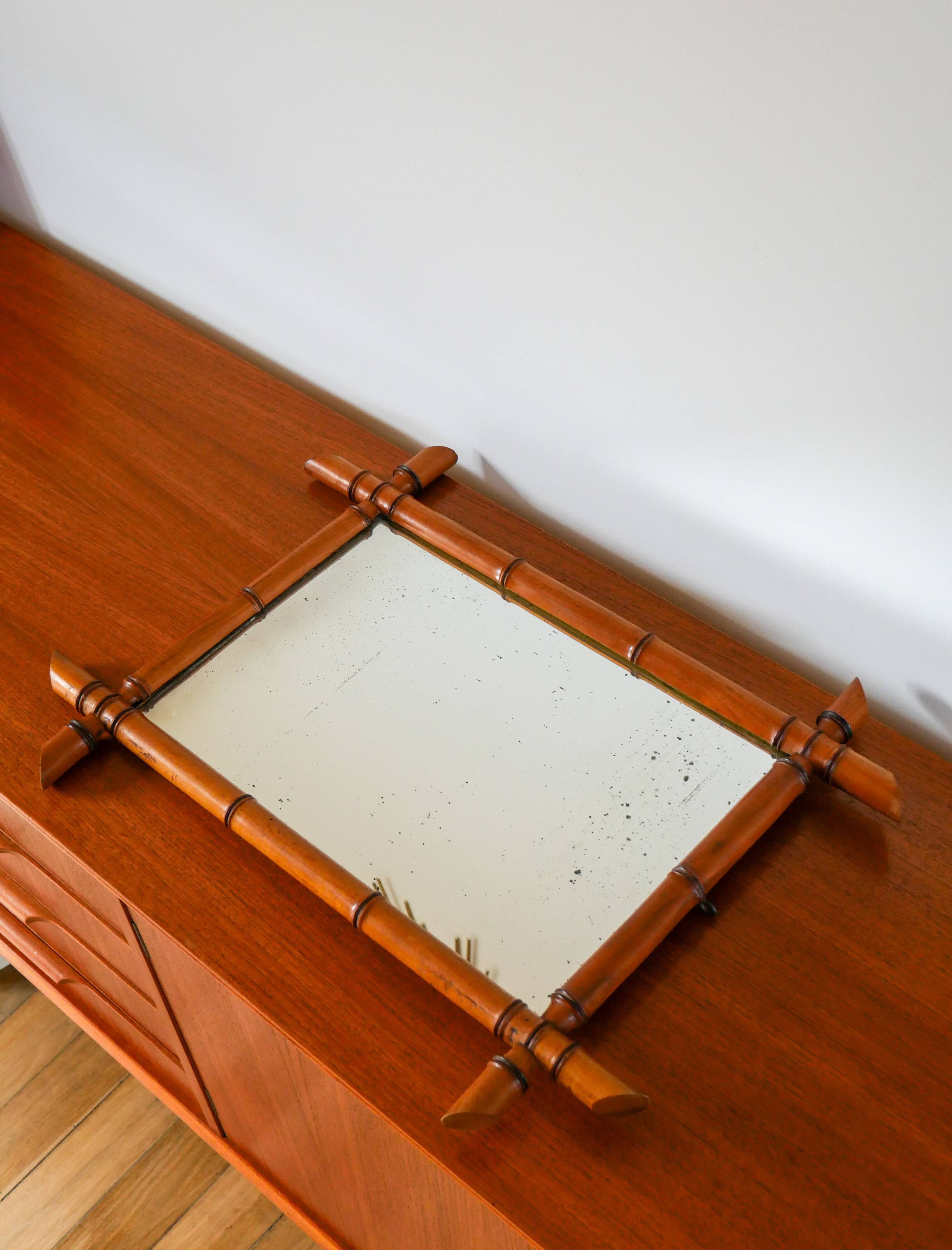 Bamboo effect wooden barber mirror 55 x 41 cm