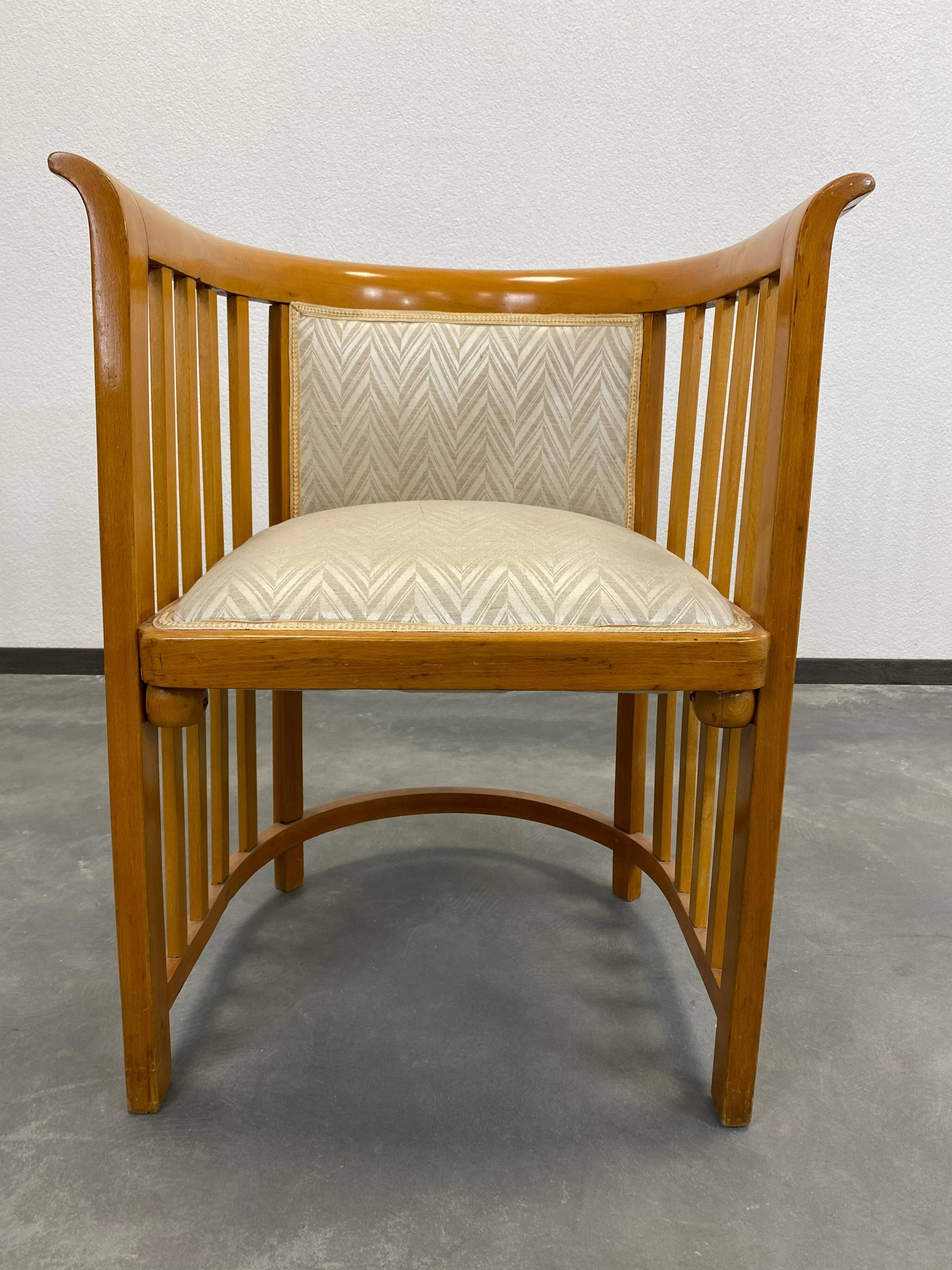 Fledermaus Armchairs Secession No. 423