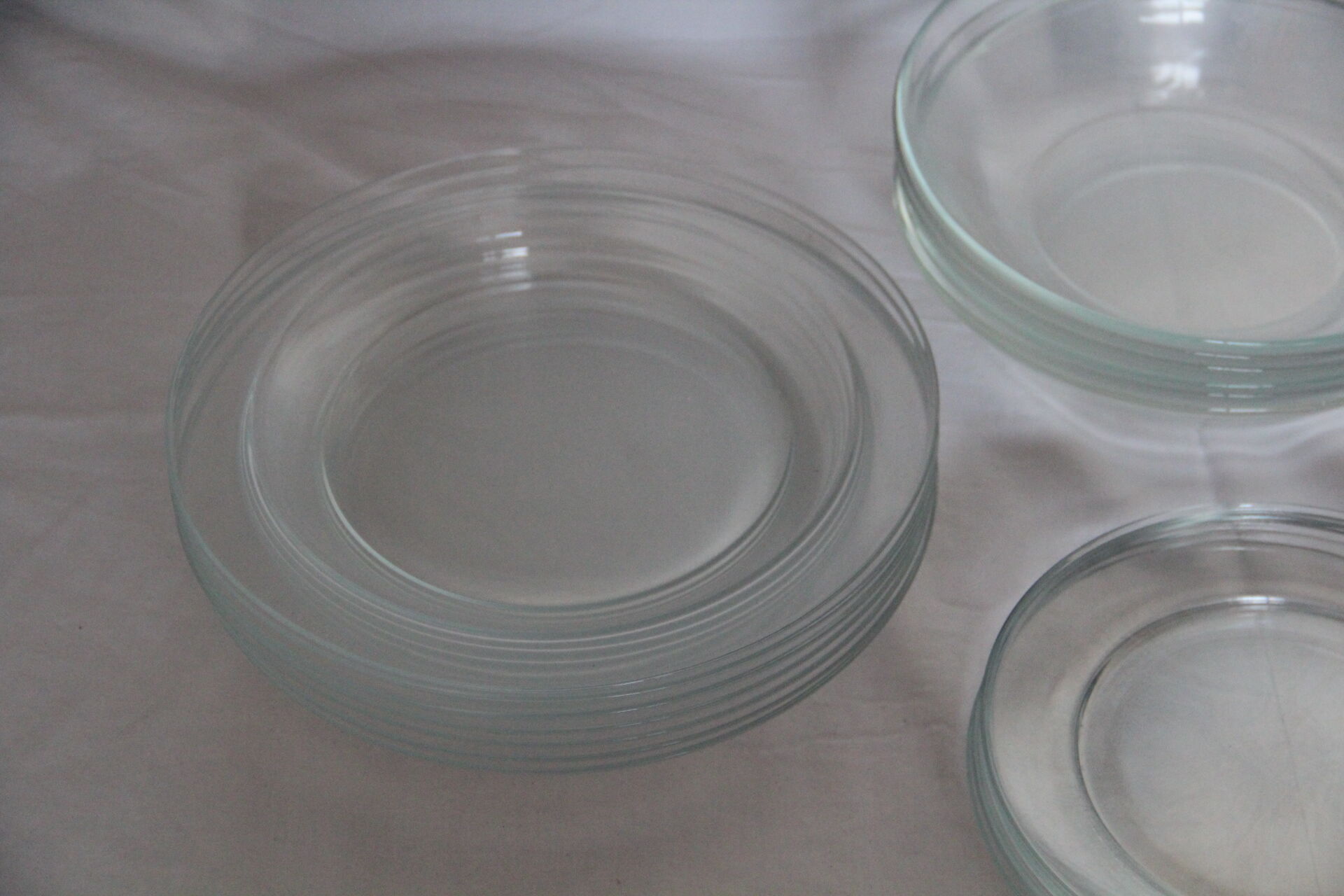 Arcoroc vintage glass plate service