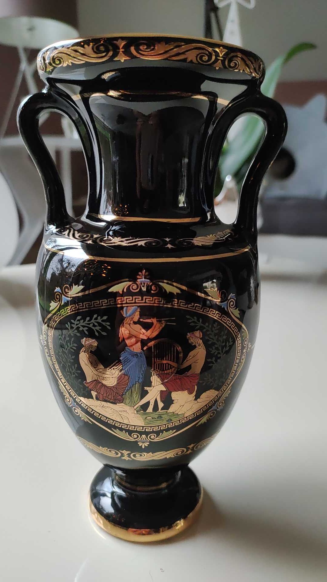 Vase Ancient Greek Amphora stamped. Motifs scenes of life from Greek mythology. Gold inlays