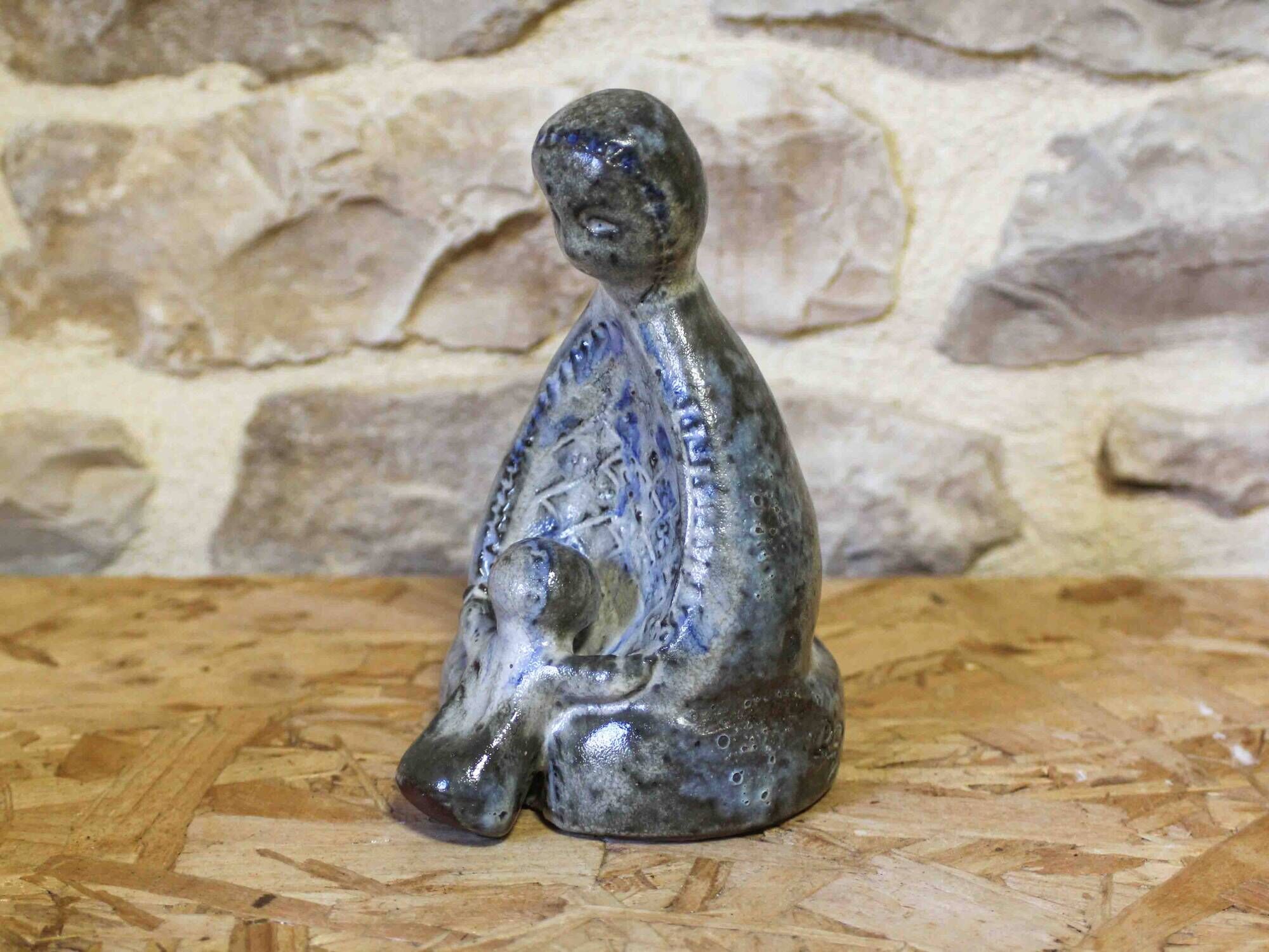 Vierge à l'enfant en grès émaillé Jeanne et Norbert Pierlot