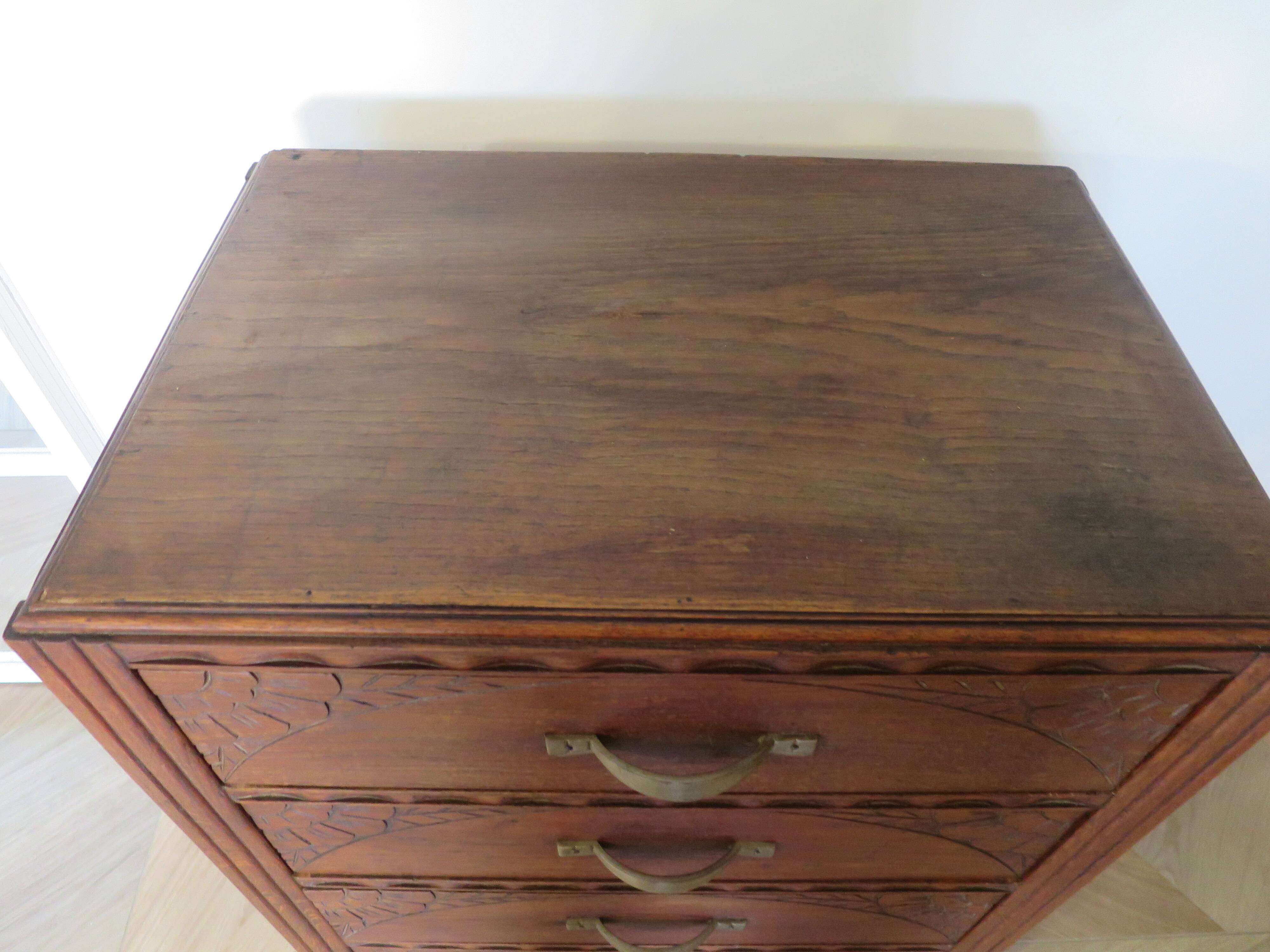 Art Deco Chest of Drawers - 5 drawers - 1950s - Carved wood - Pattern