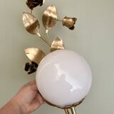 Vintage wall lamp in gold metal and white opaline