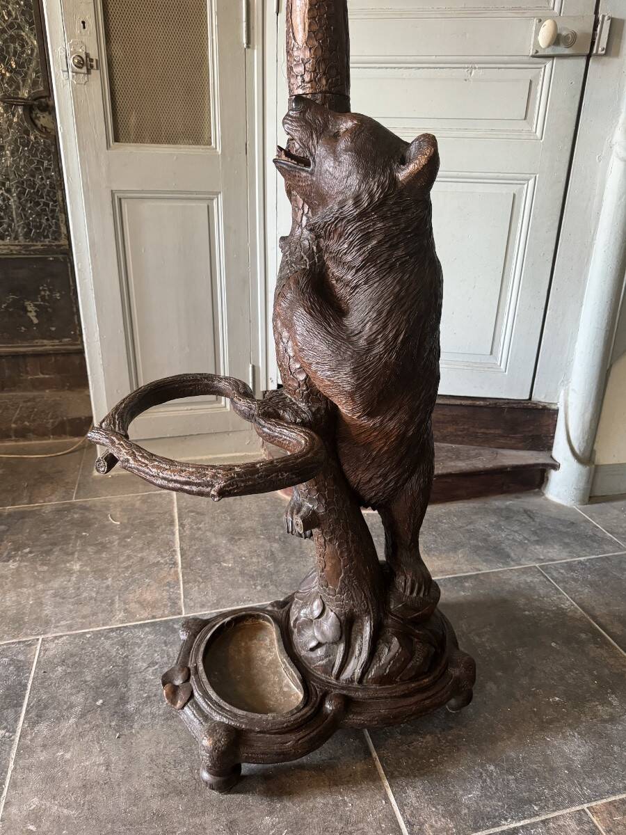 Bear coat rack, Black Forest, 19th century