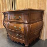 Commode bordelaise