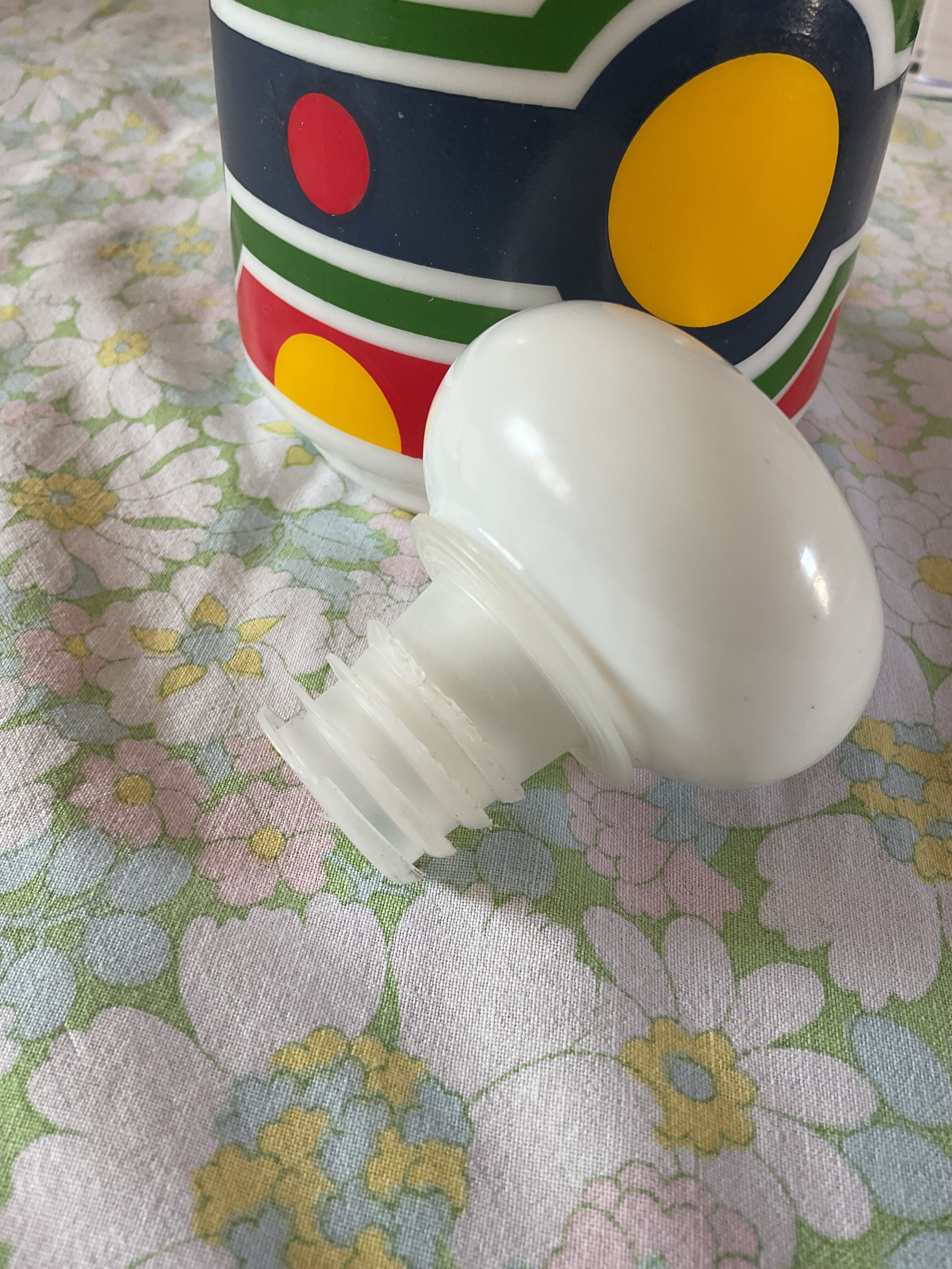 Arcopal bottle 70s