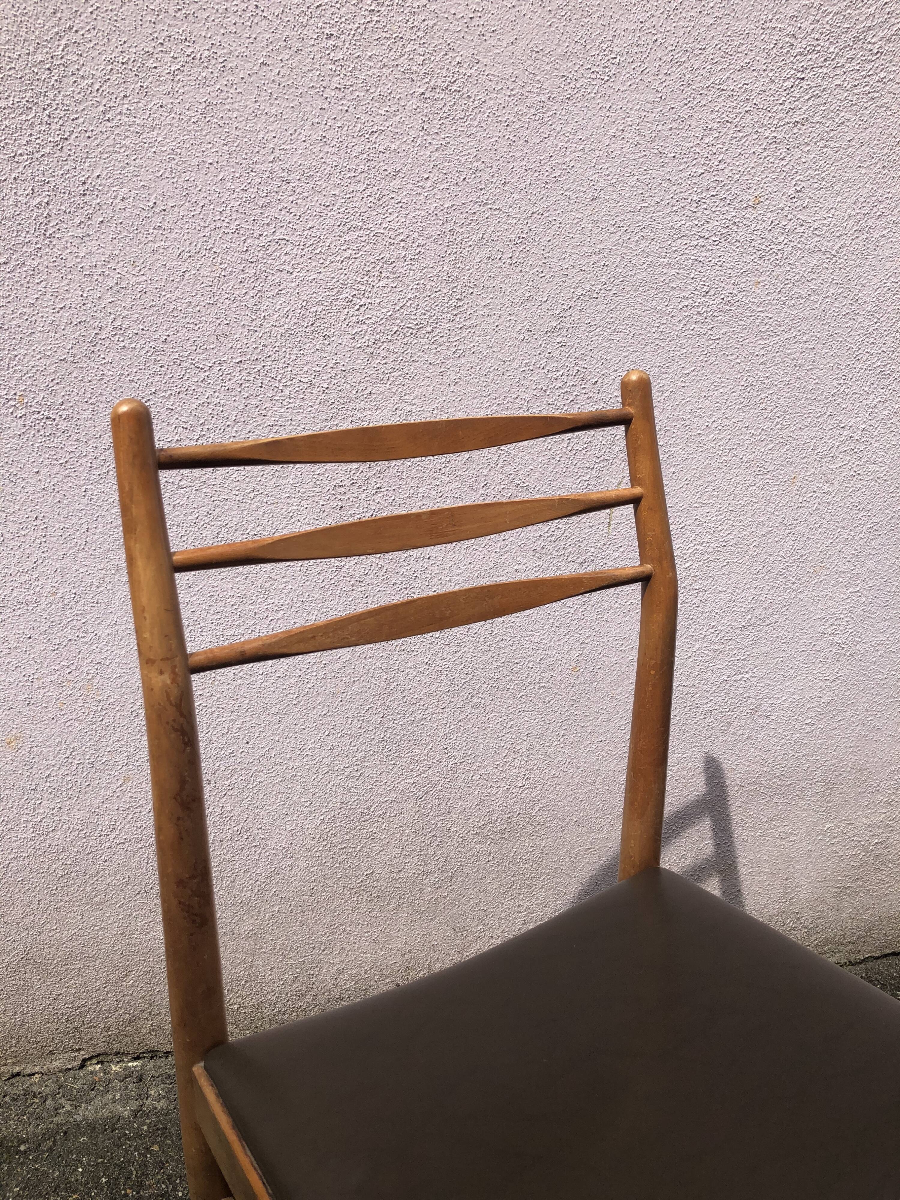 Série de 4 chaises scandinaves