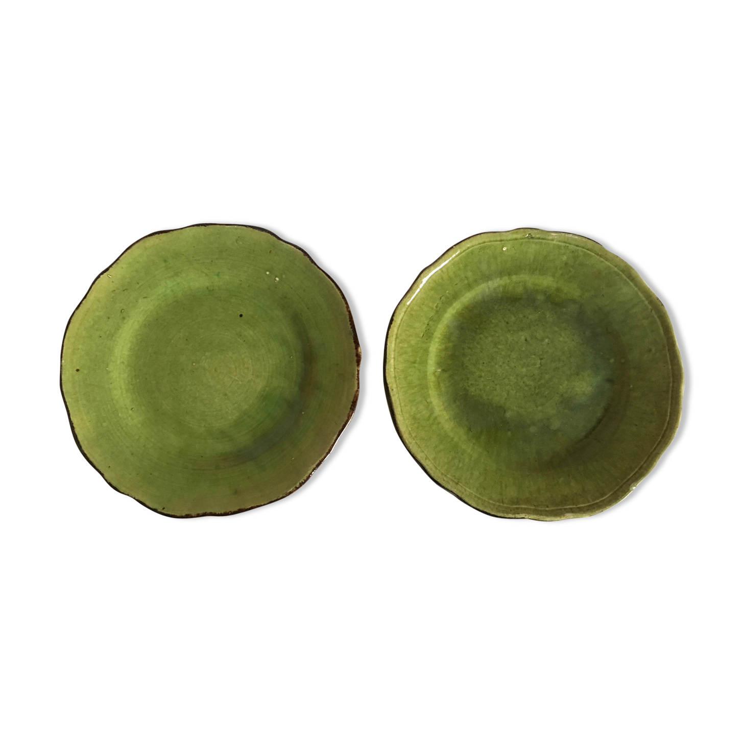 Set  of plates of glazed Earth Biot to gadroons