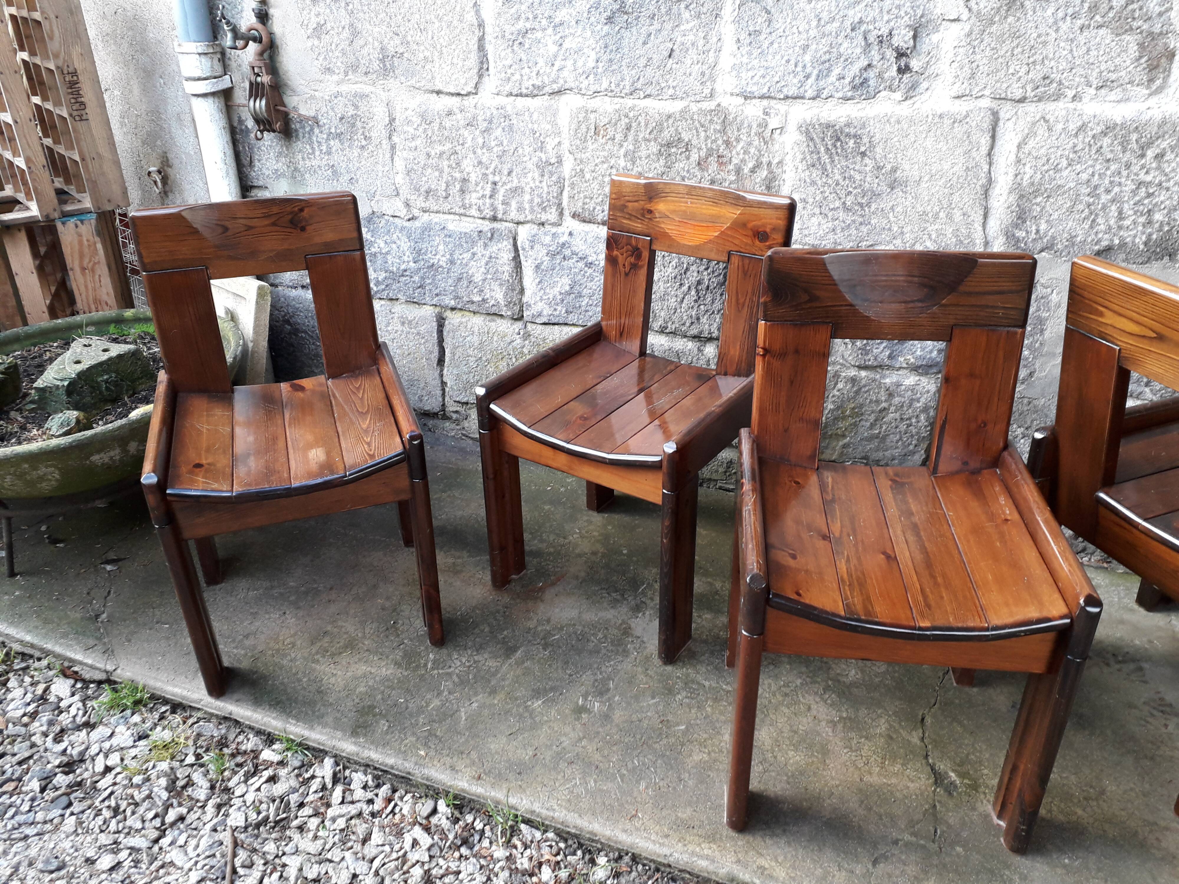 Set of 6 varnished pine chairs