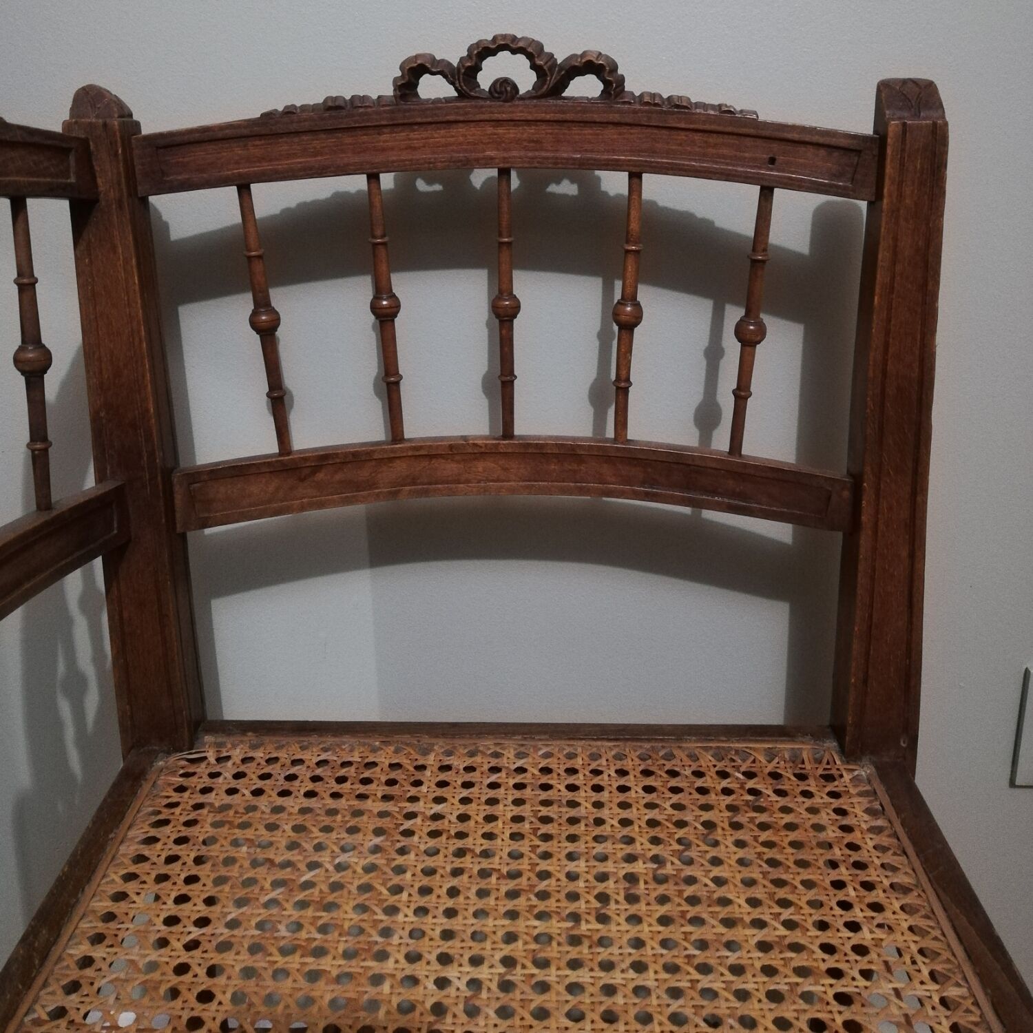 Corner chair canus Louis XV style