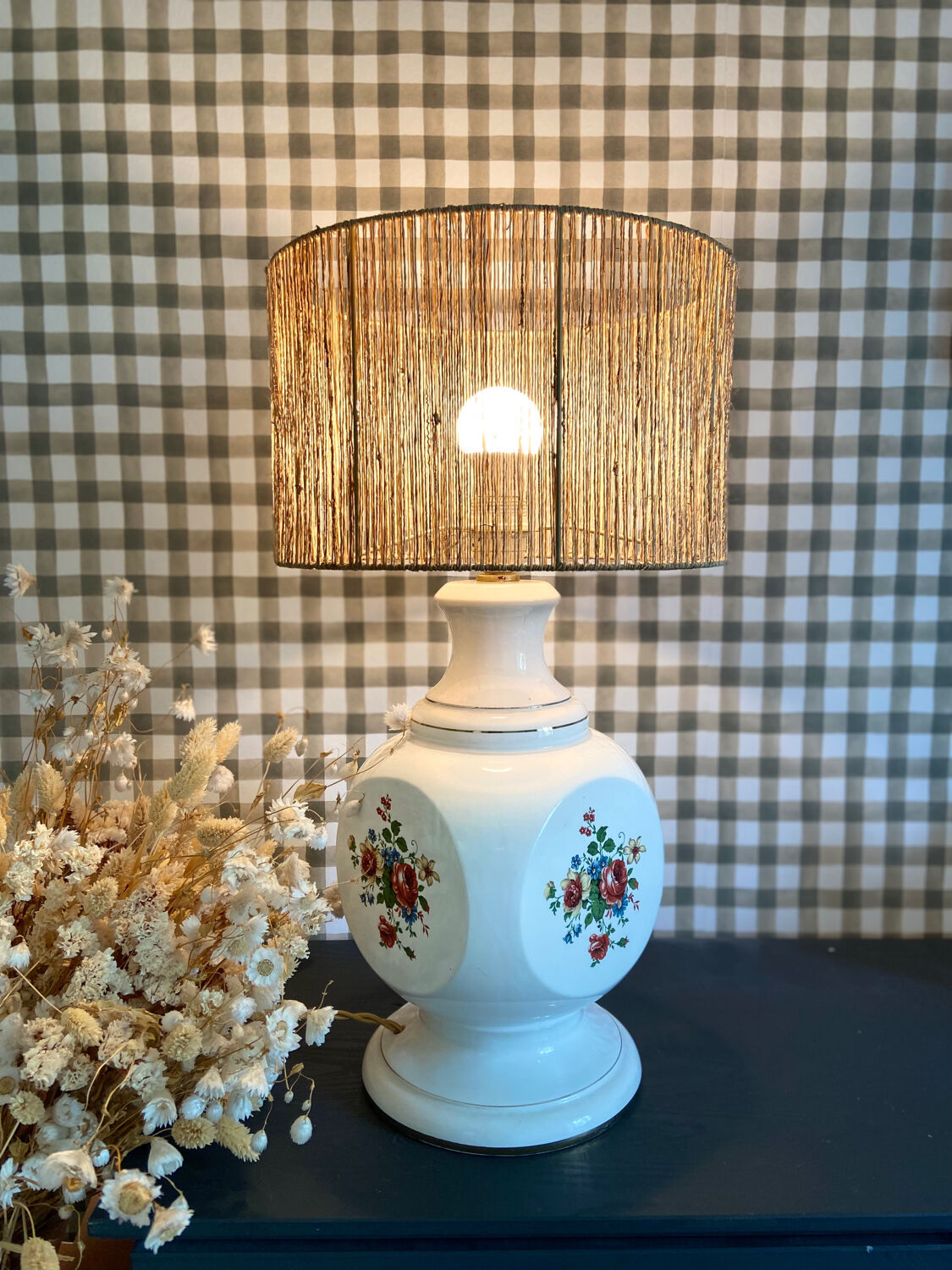 Large ceramic lamp
