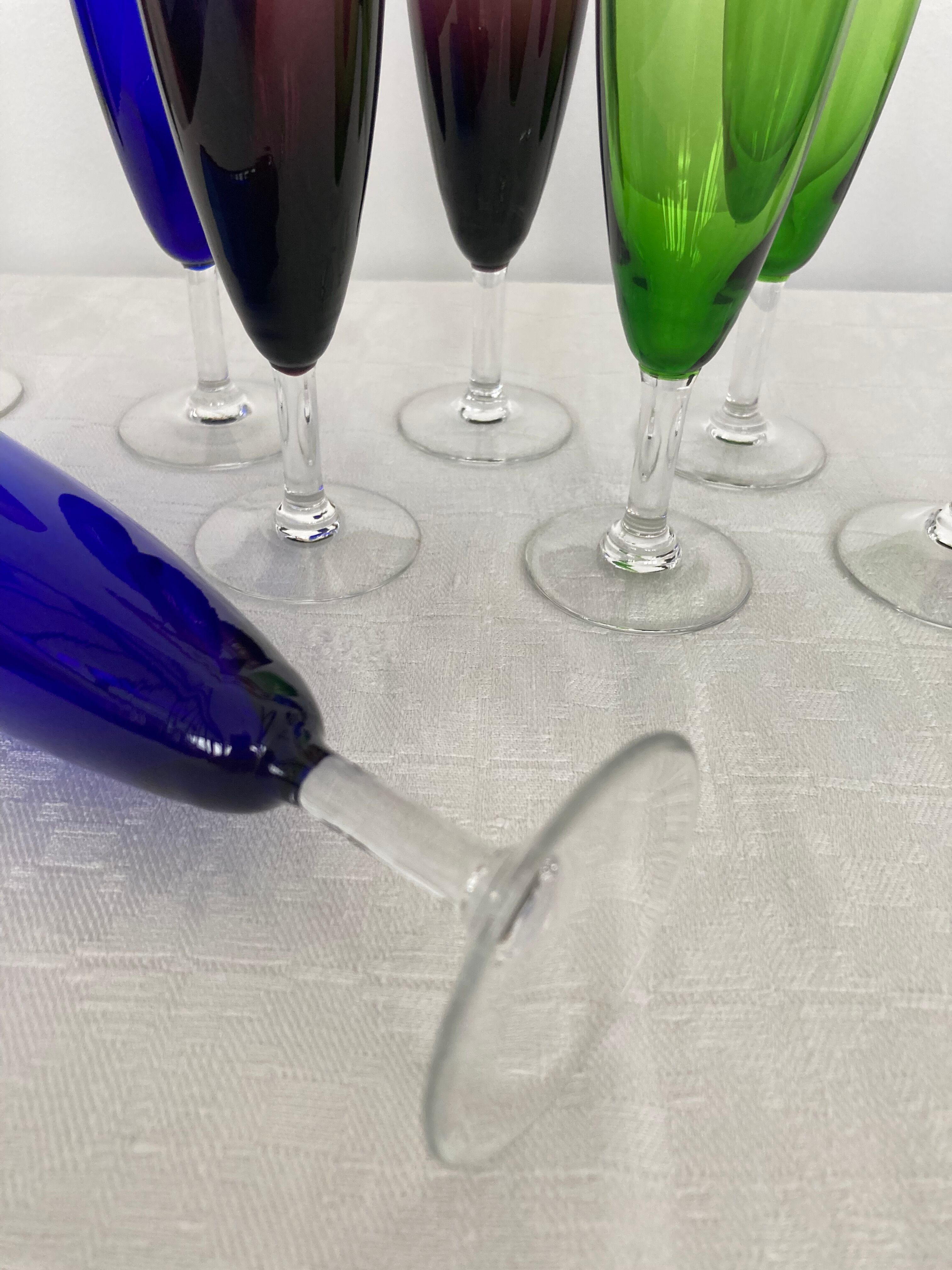 Set of 8 vintage champagne flutes