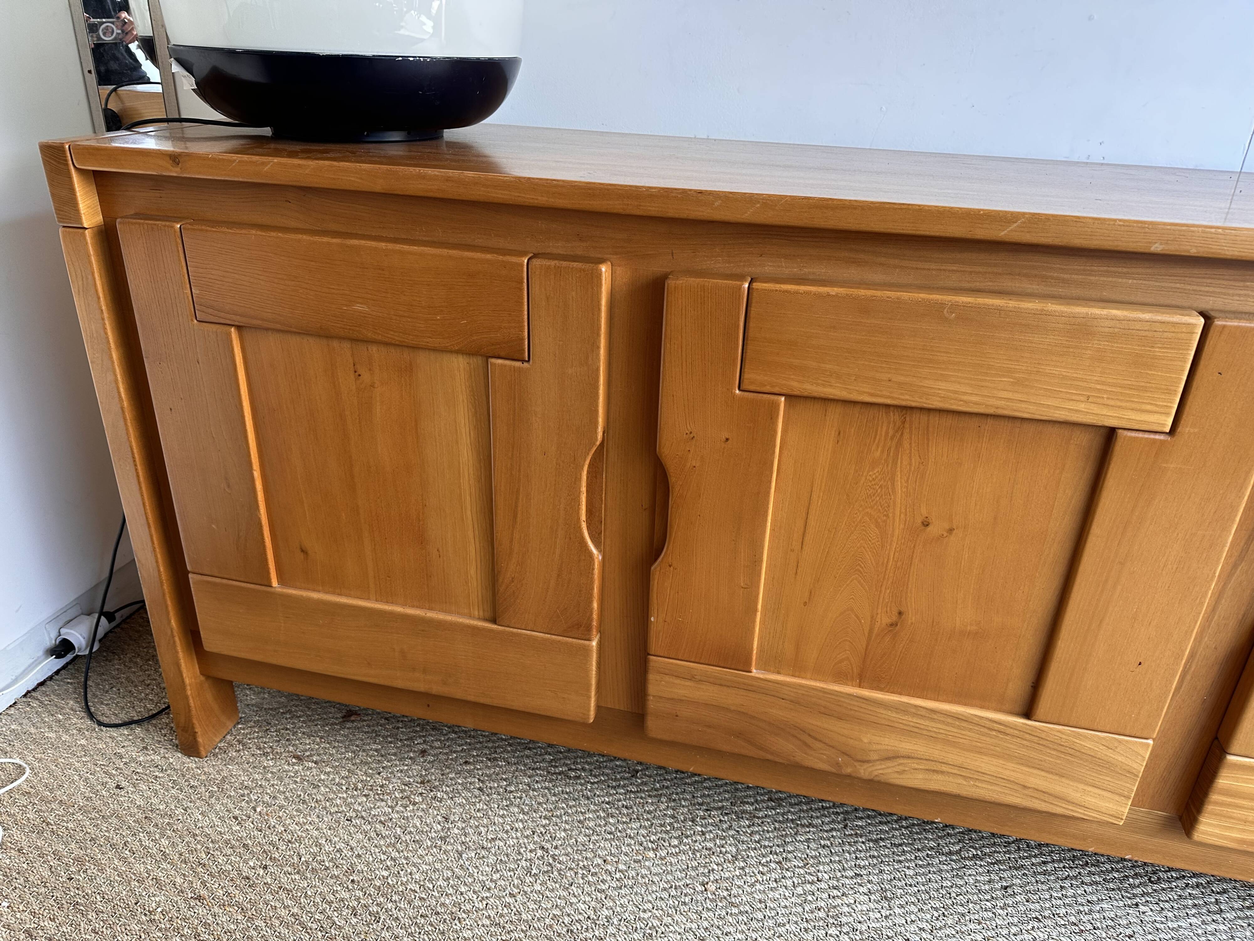 Enfilade in the style of Regain house.