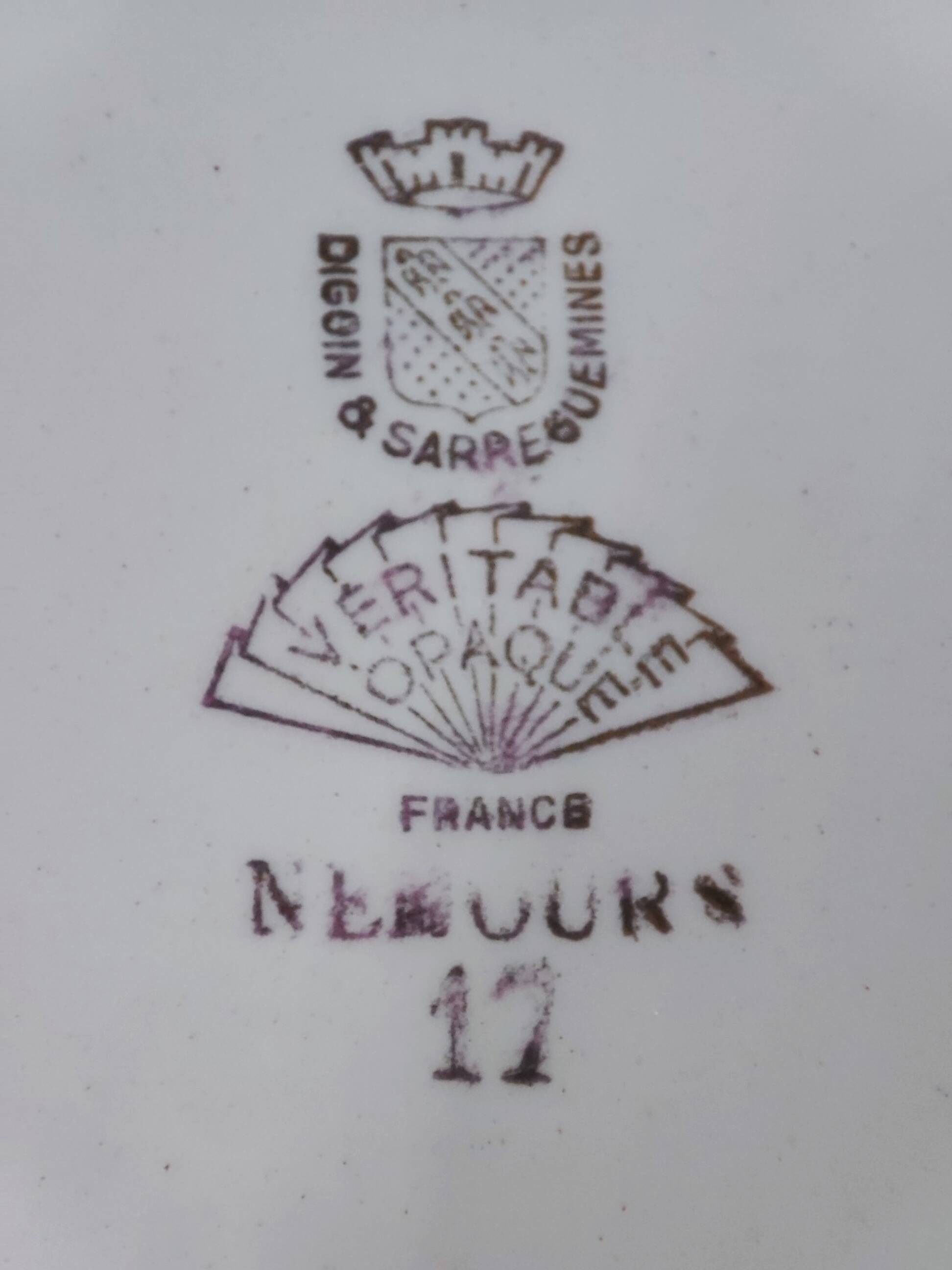 24-piece service Digoin & Sarreguemines Model "Nemours" Vintage