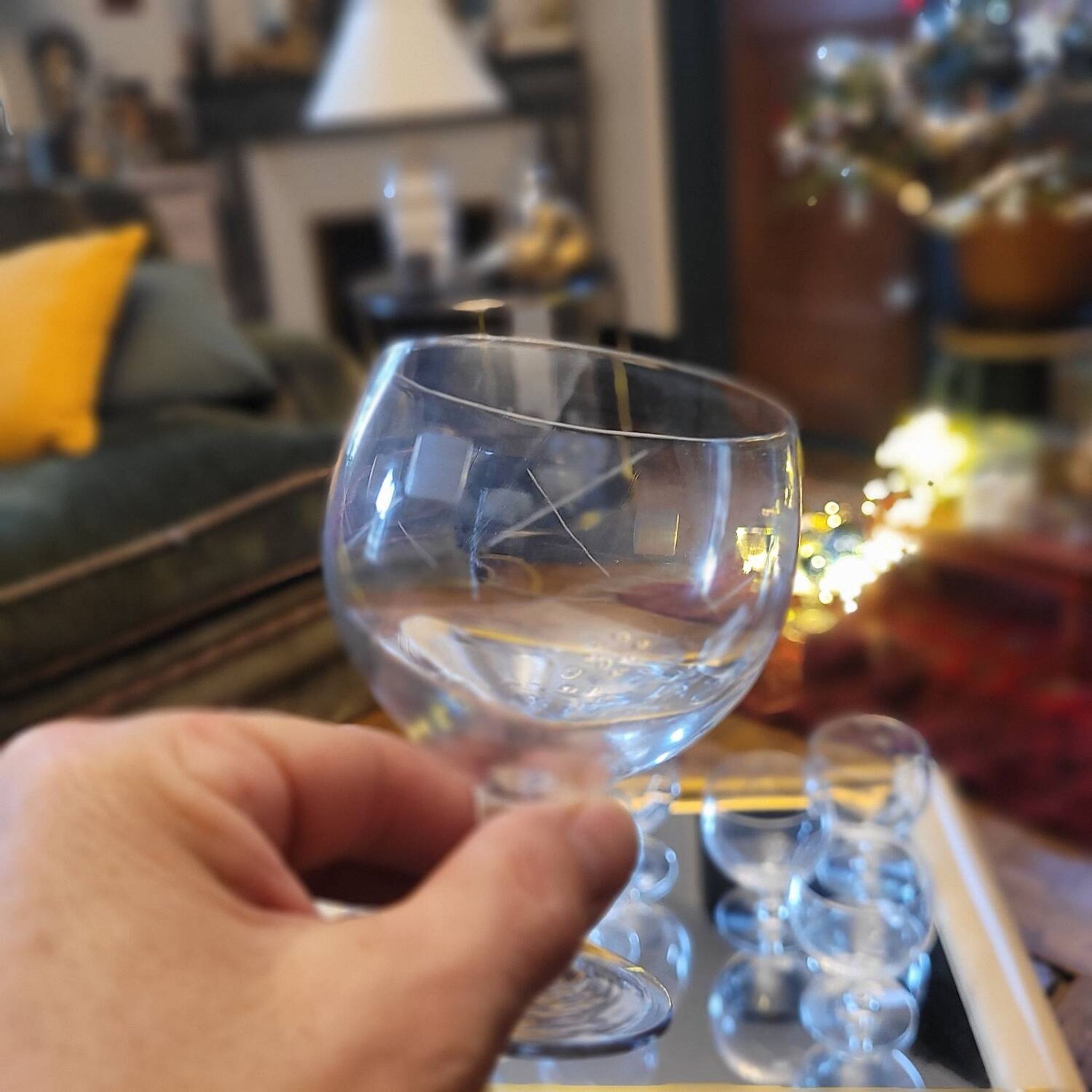 8 cut-glass balloon glasses – 1960s