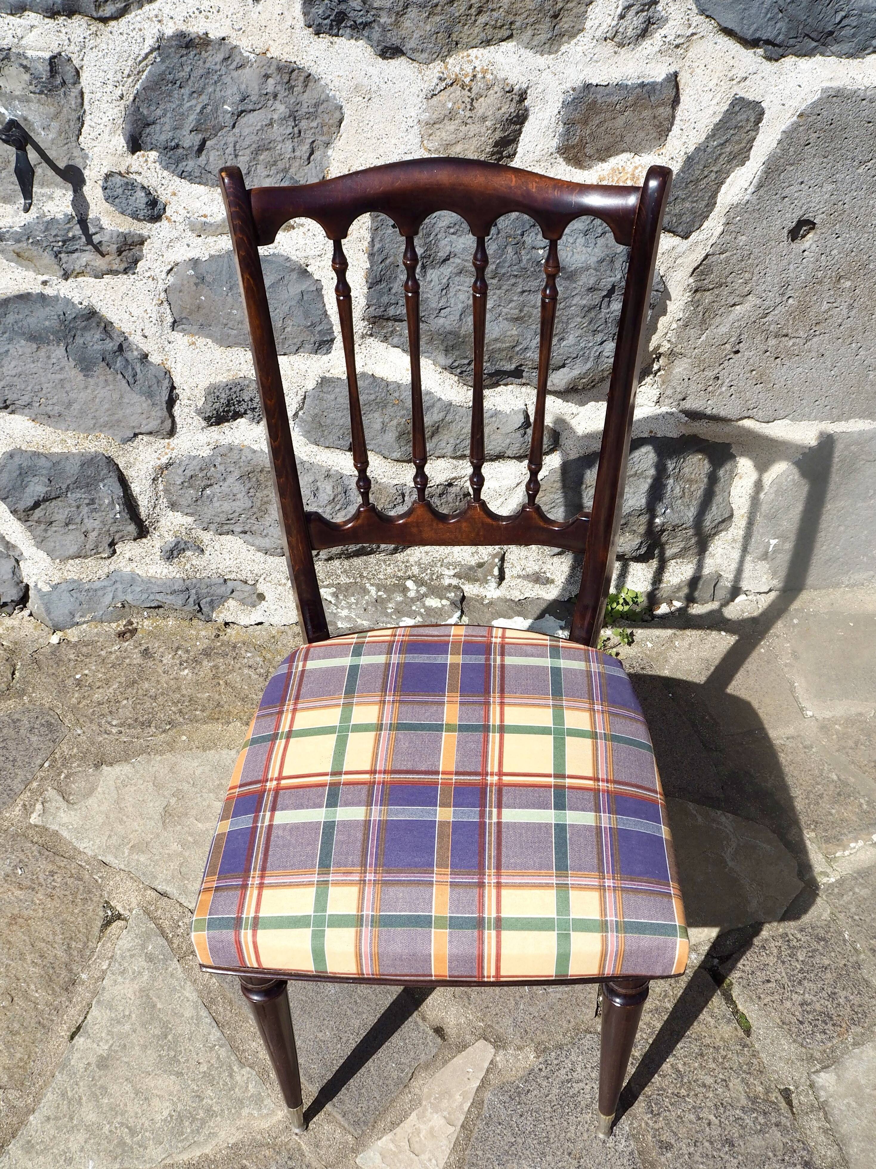 Set of 6 chairs in lacquered wood and fabric