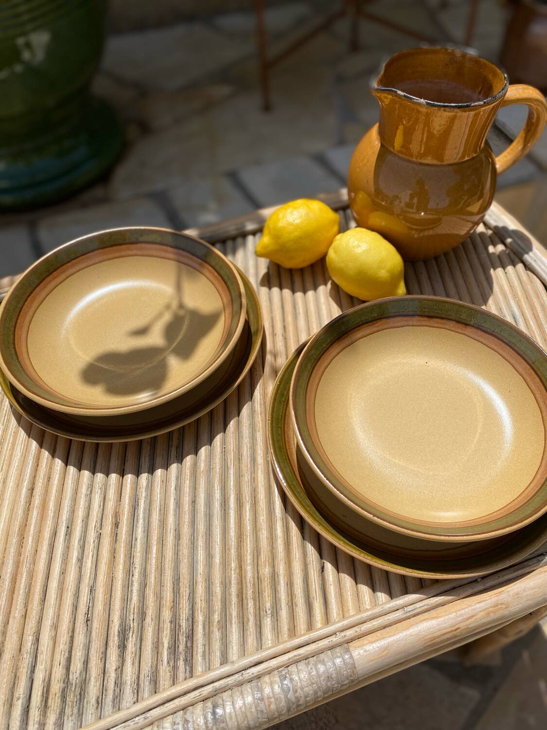 Pair of flat and deep plates in antique stoneware