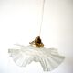 Suspension fleur en verre dépoli