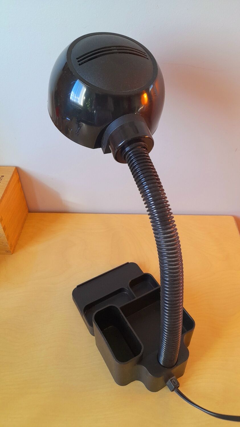 Sorter desk lamp