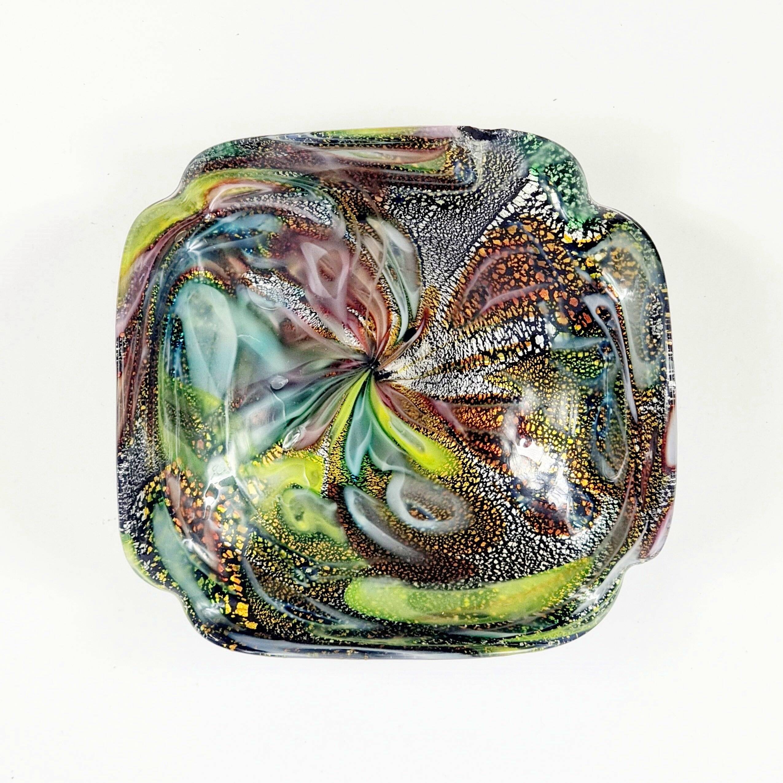 Pair of Mid Century Murano Glass Bowls by Dino Martens for AVEM (Italy, 1950s/1960s)