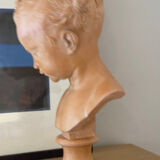 Bust of a little girl